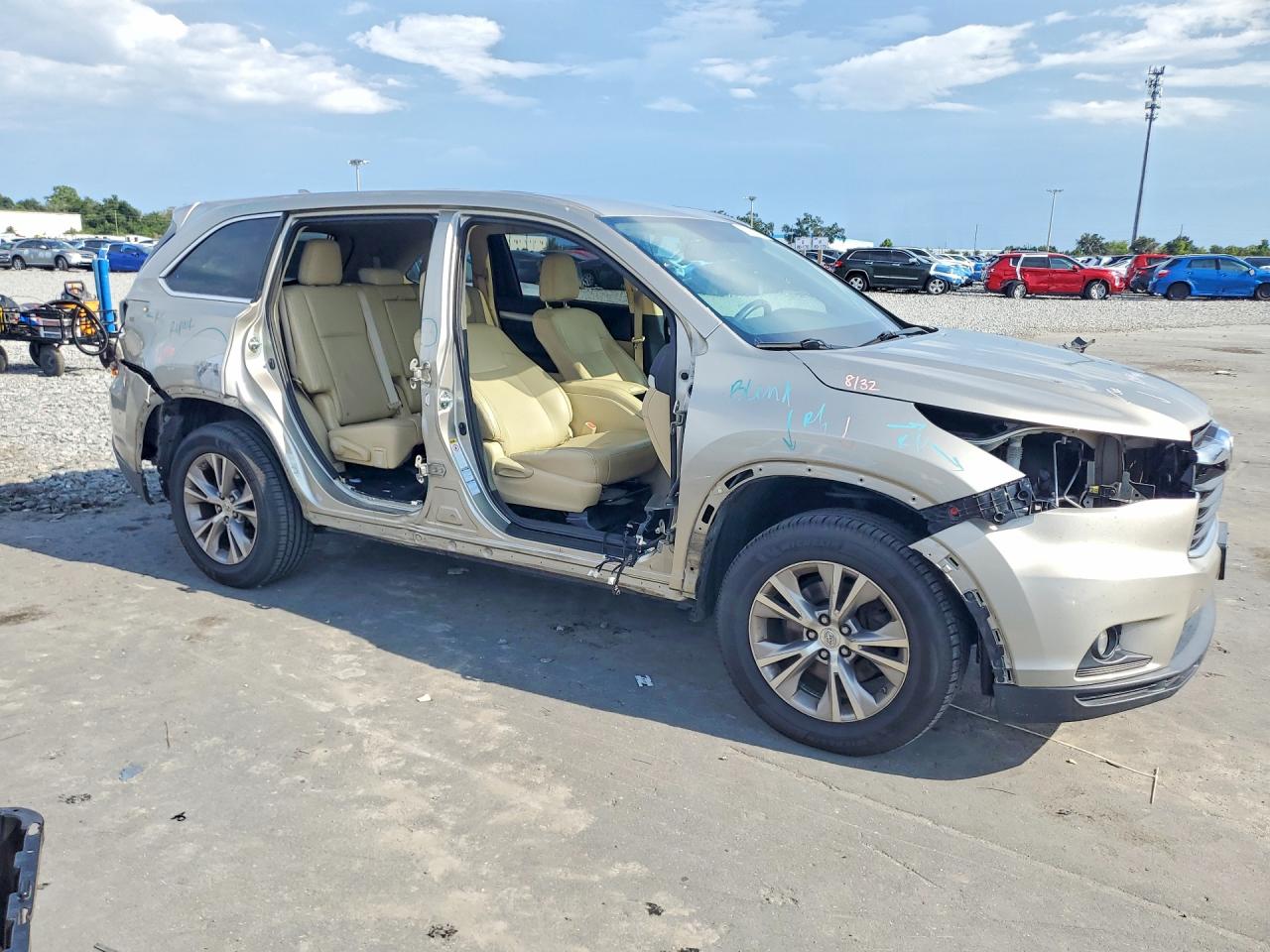 2015 Toyota Highlander Xle Gold vin: 5TDJKRFH8FS112213