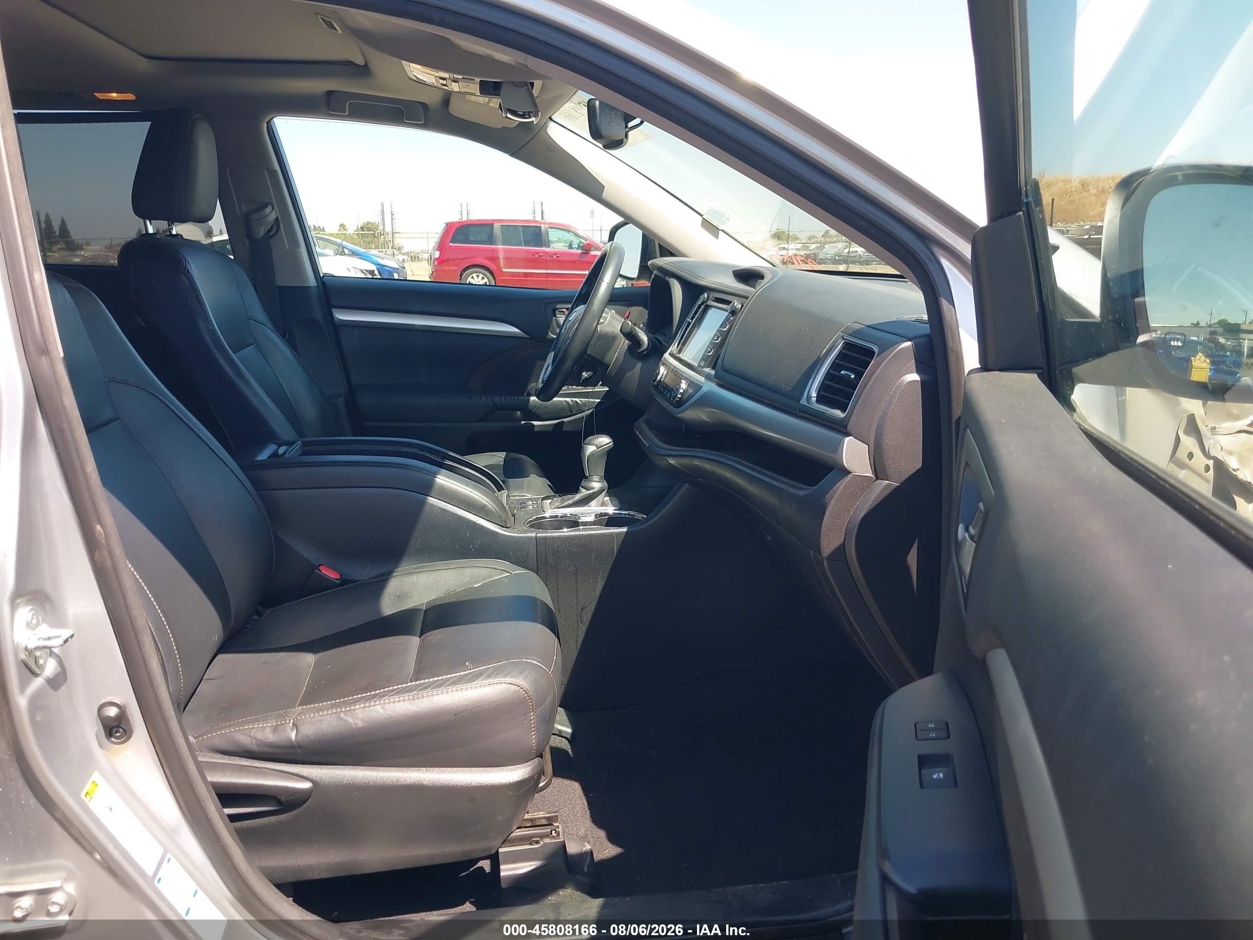 2015 Toyota Highlander Xle V6 Gray vin: 5TDJKRFH8FS126127