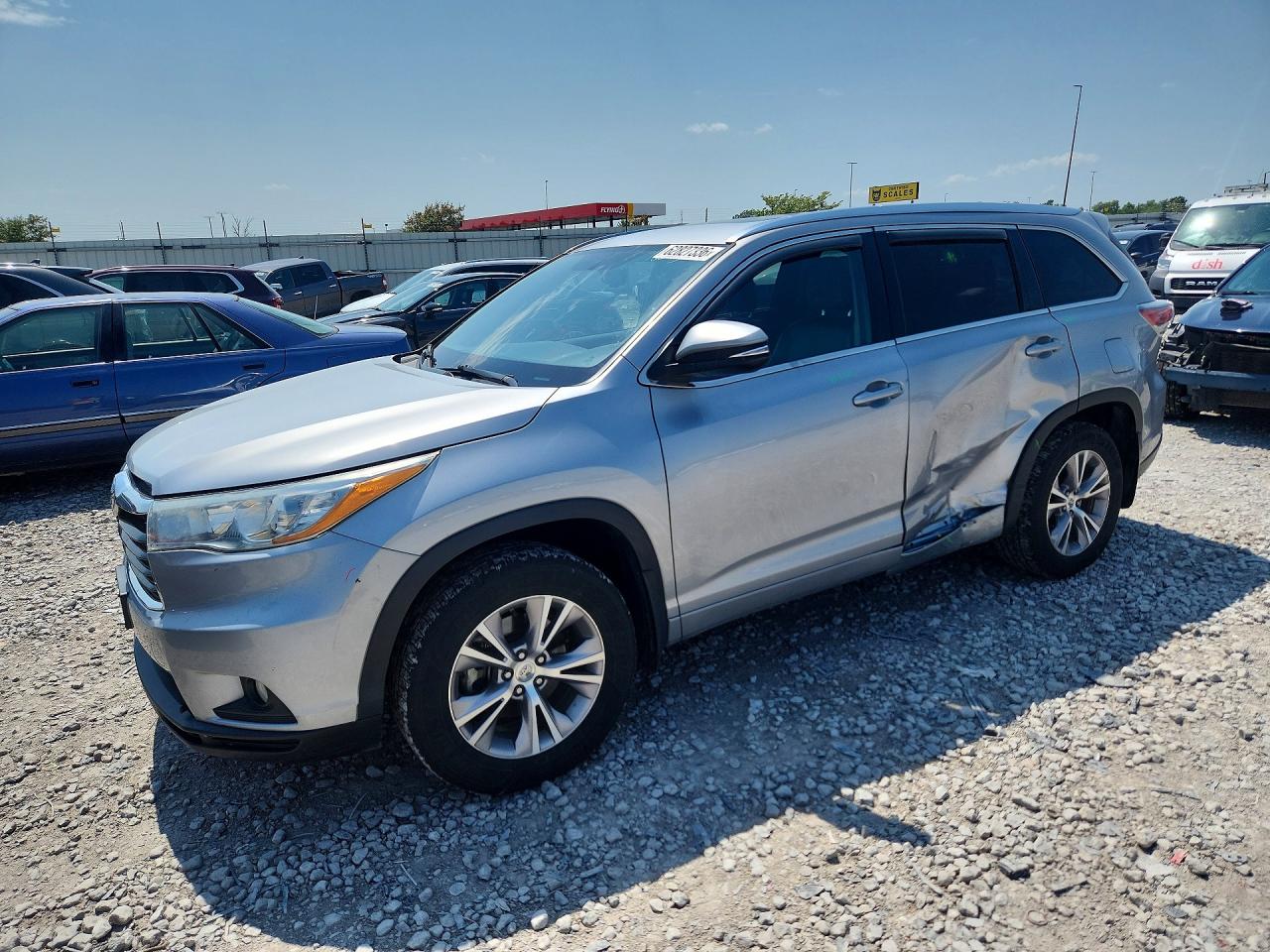2015 Toyota Highlander Xle Silver vin: 5TDJKRFH8FS127956