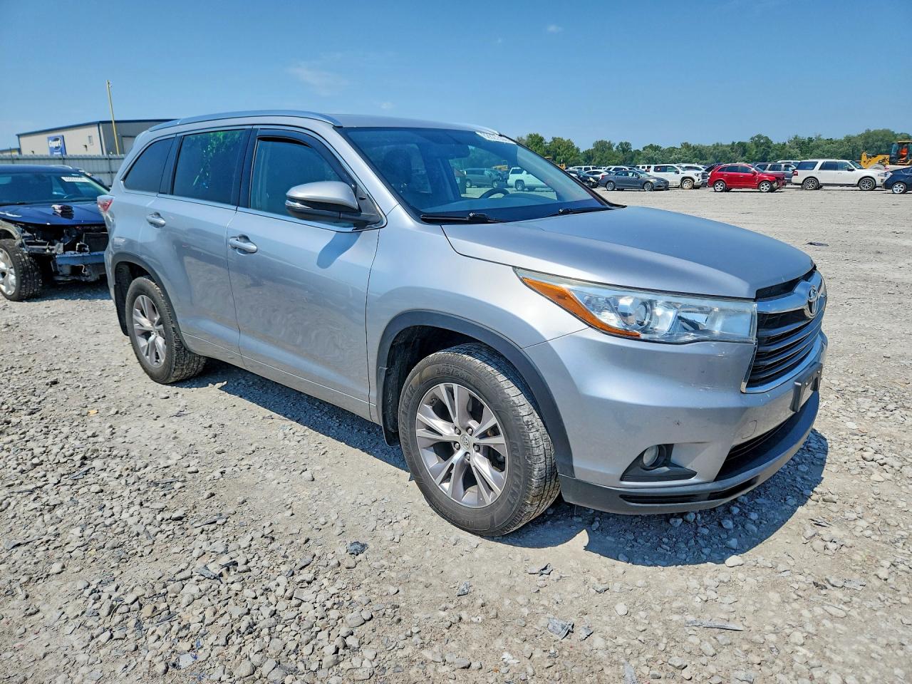 2015 Toyota Highlander Xle Silver vin: 5TDJKRFH8FS127956