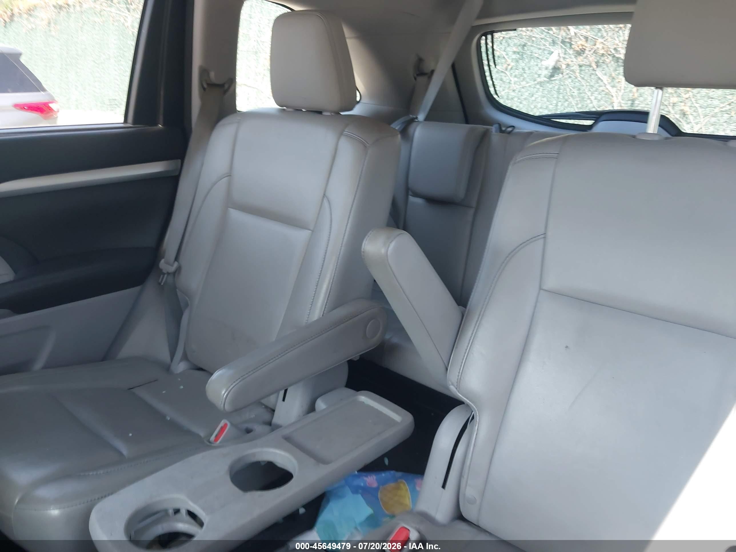 2015 Toyota Highlander Xle V6 Blue vin: 5TDJKRFH9FS073230