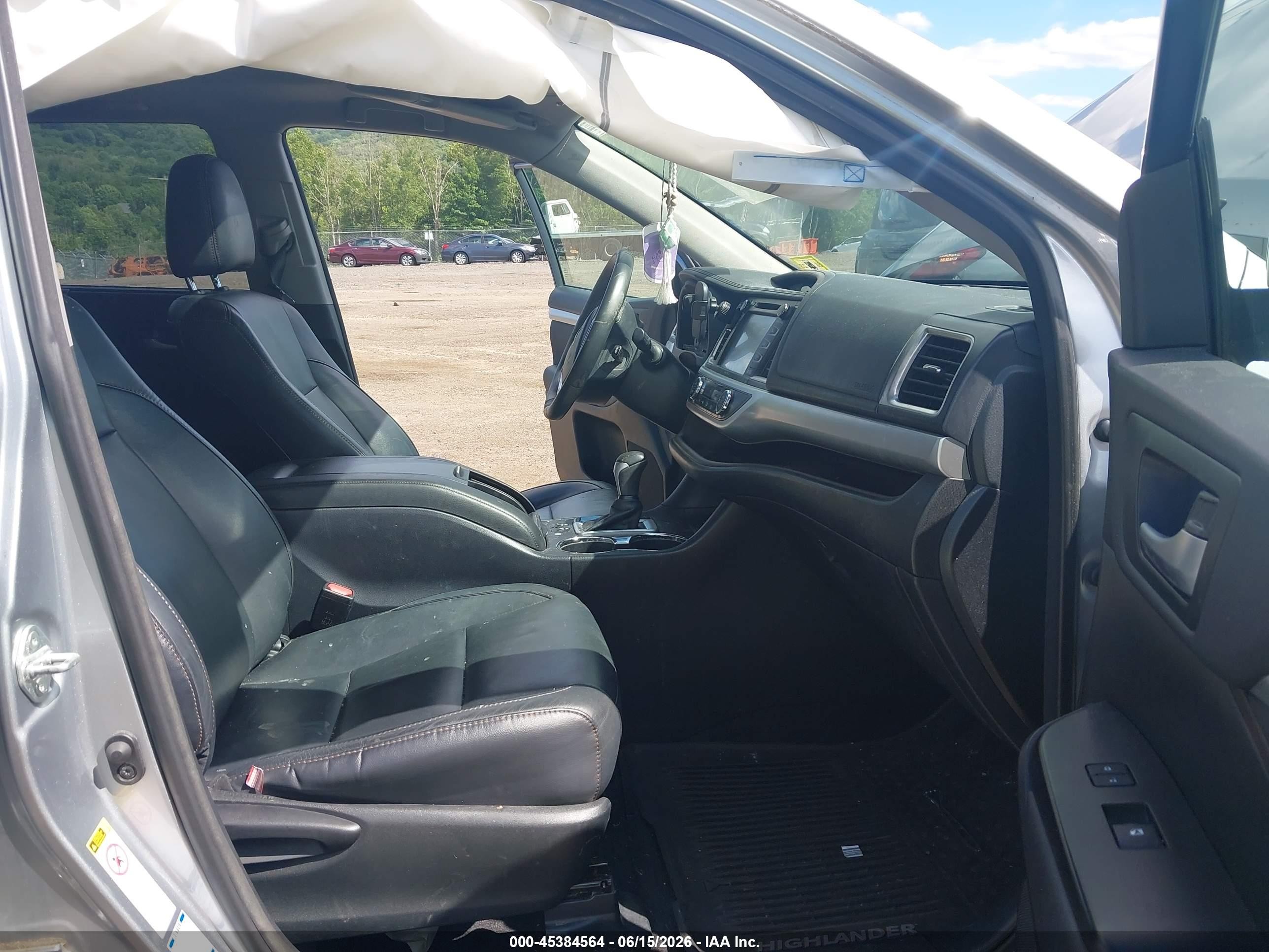 2015 Toyota Highlander Xle V6 Silver vin: 5TDJKRFH9FS095213