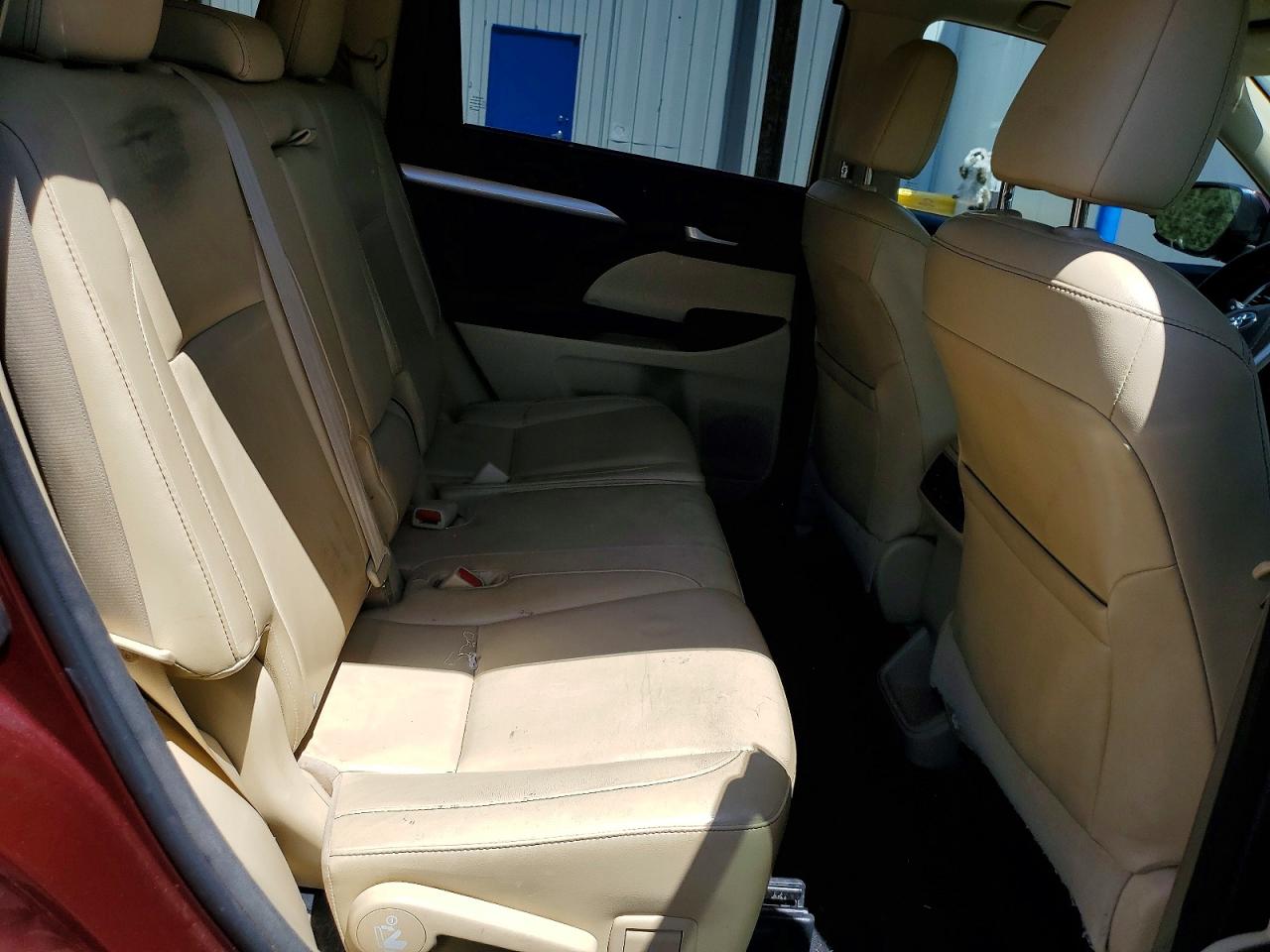 2015 Toyota Highlander Xle Maroon vin: 5TDJKRFH9FS105528