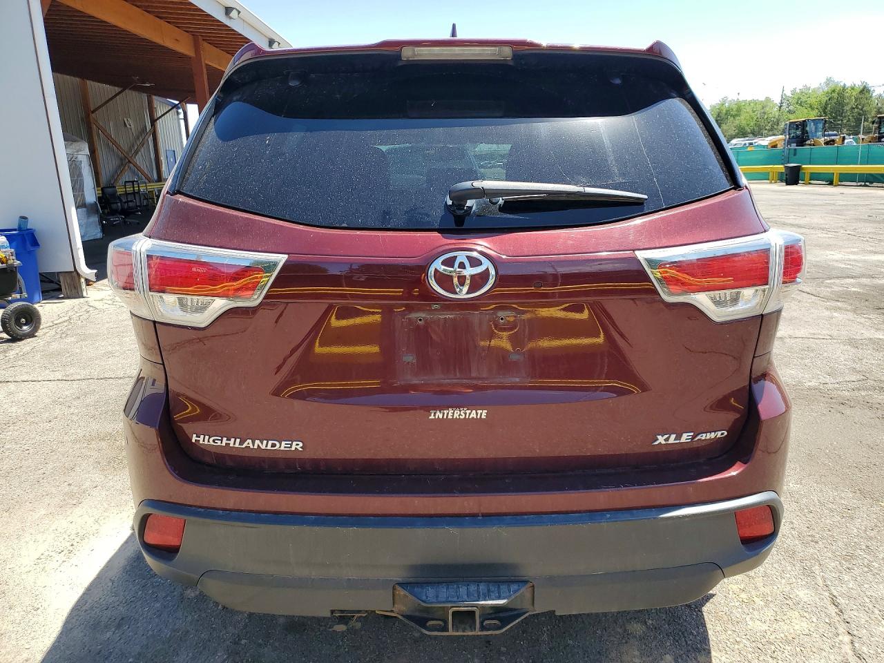 2015 Toyota Highlander Xle Maroon vin: 5TDJKRFH9FS105528