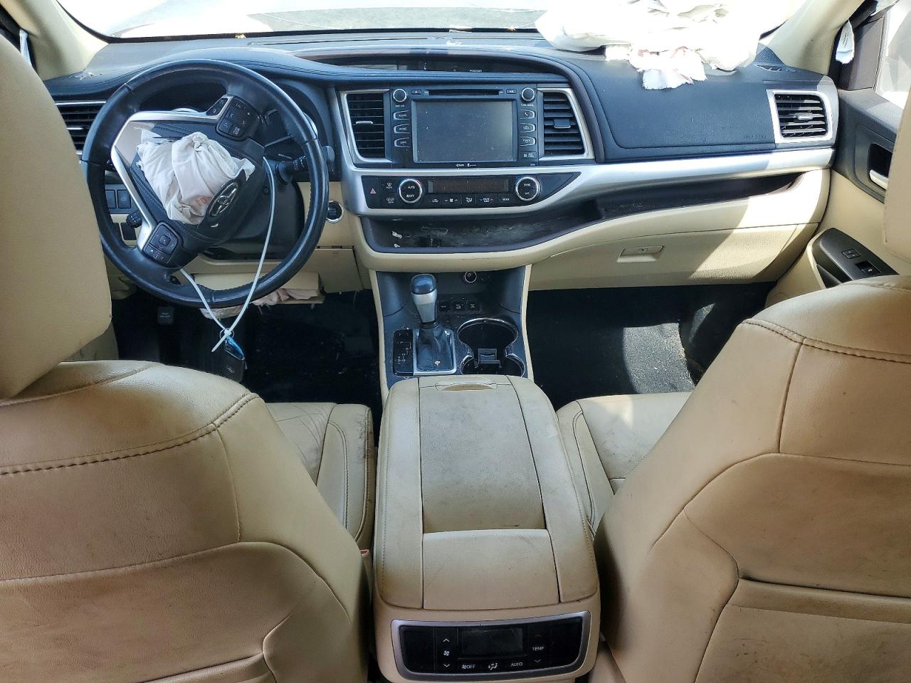 2015 Toyota Highlander Xle Green vin: 5TDJKRFH9FS122216