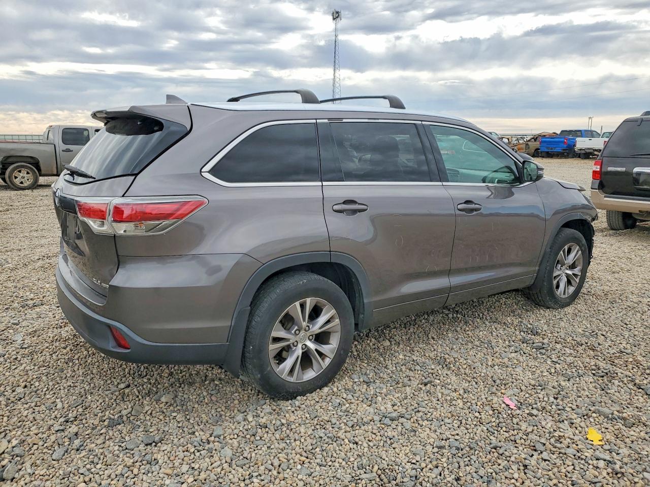 2015 Toyota Highlander Xle Gray vin: 5TDJKRFH9FS167236