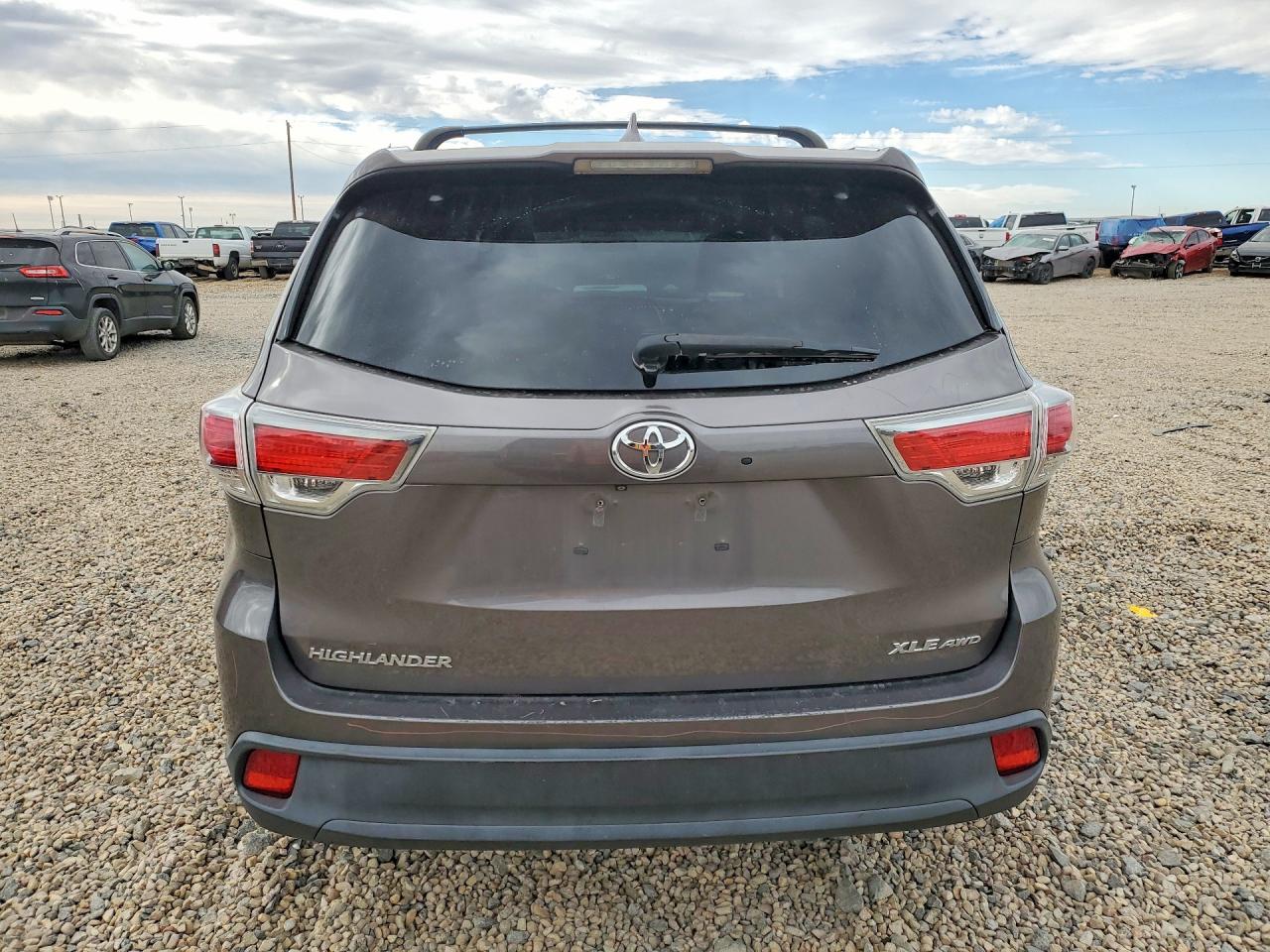 2015 Toyota Highlander Xle Gray vin: 5TDJKRFH9FS167236