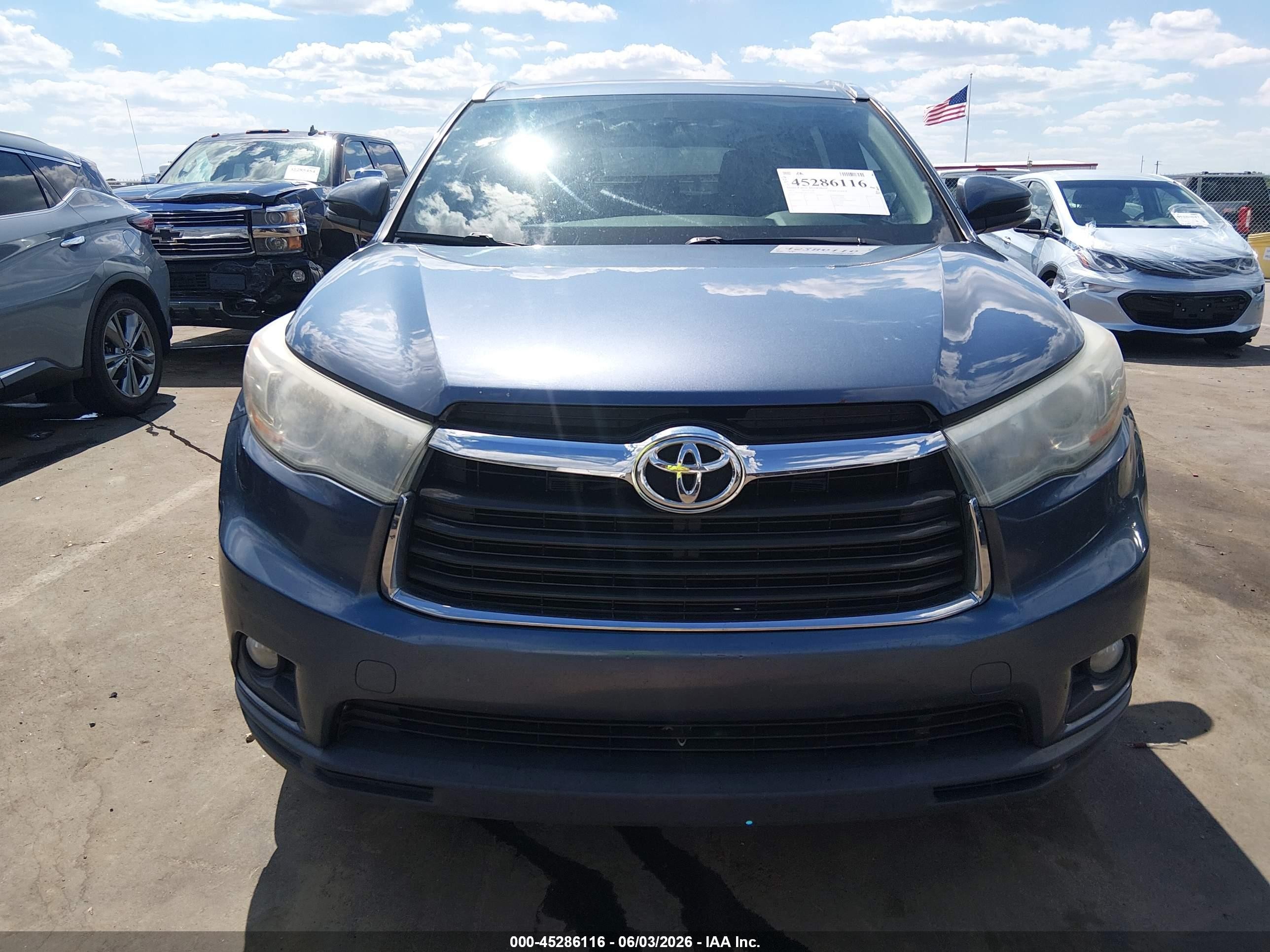 2015 Toyota Highlander Xle V6 Light Blue vin: 5TDJKRFH9FS176633