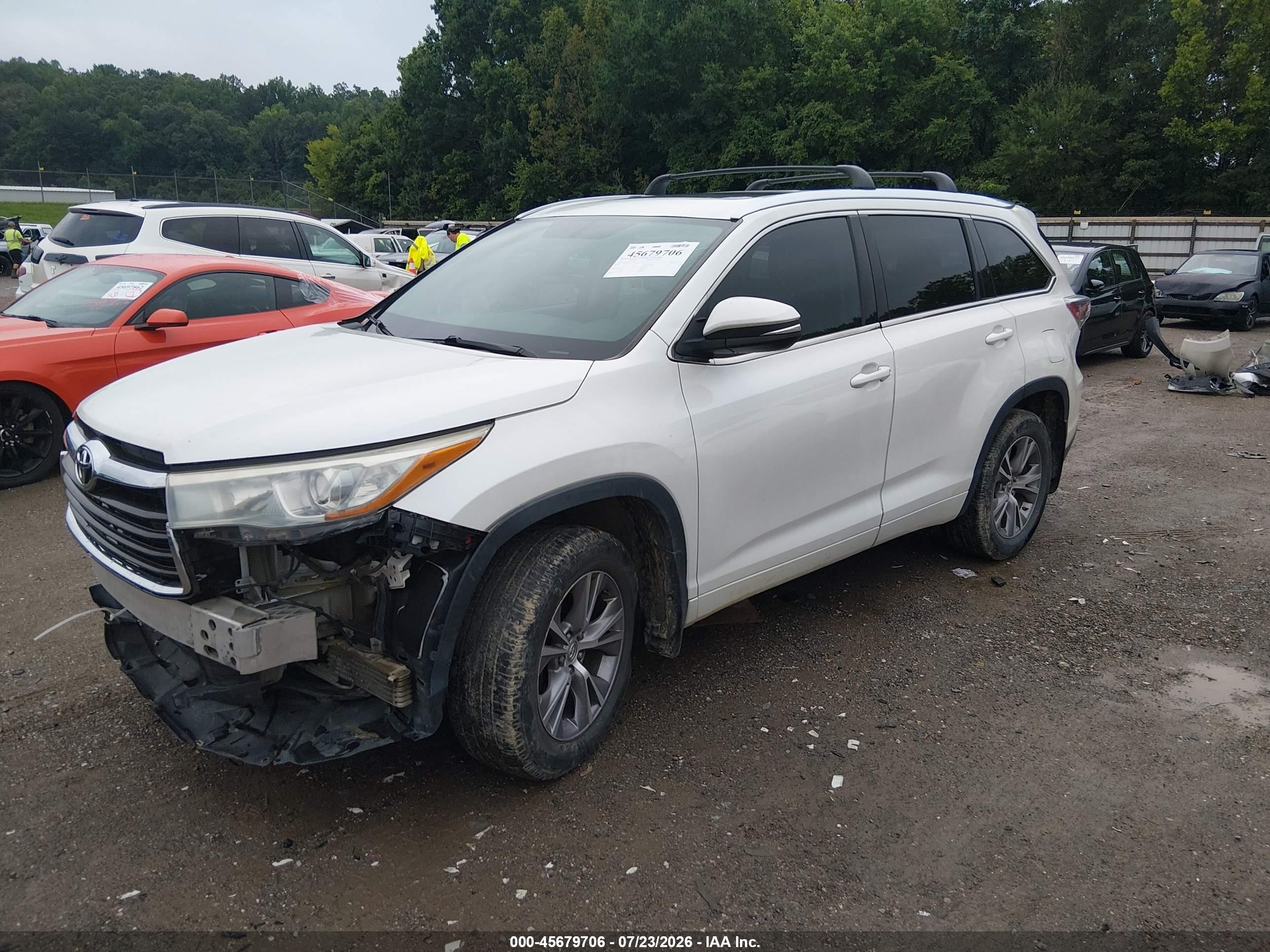 2015 Toyota Highlander Xle V6 White vin: 5TDJKRFH9FS189334
