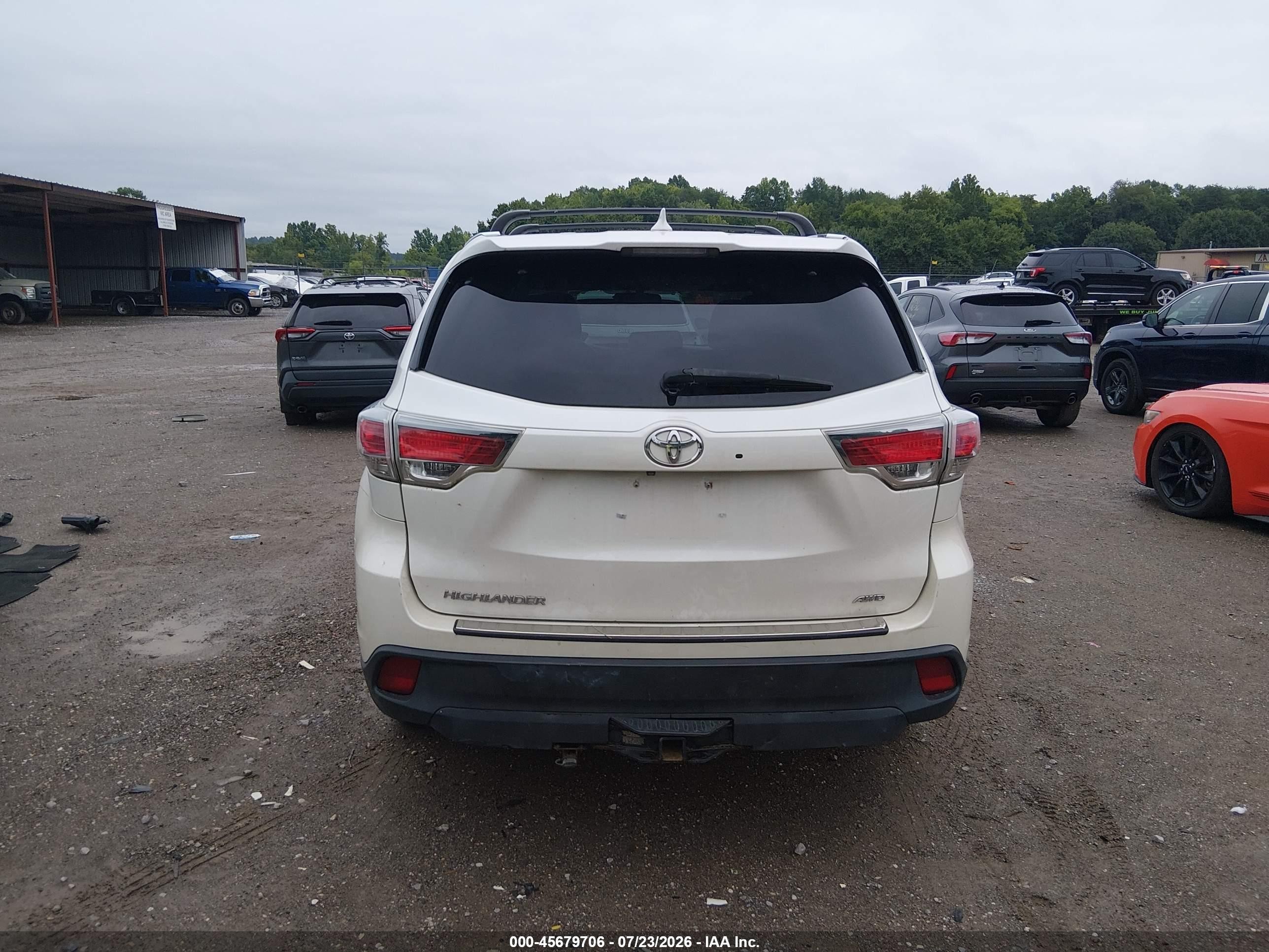 2015 Toyota Highlander Xle V6 White vin: 5TDJKRFH9FS189334