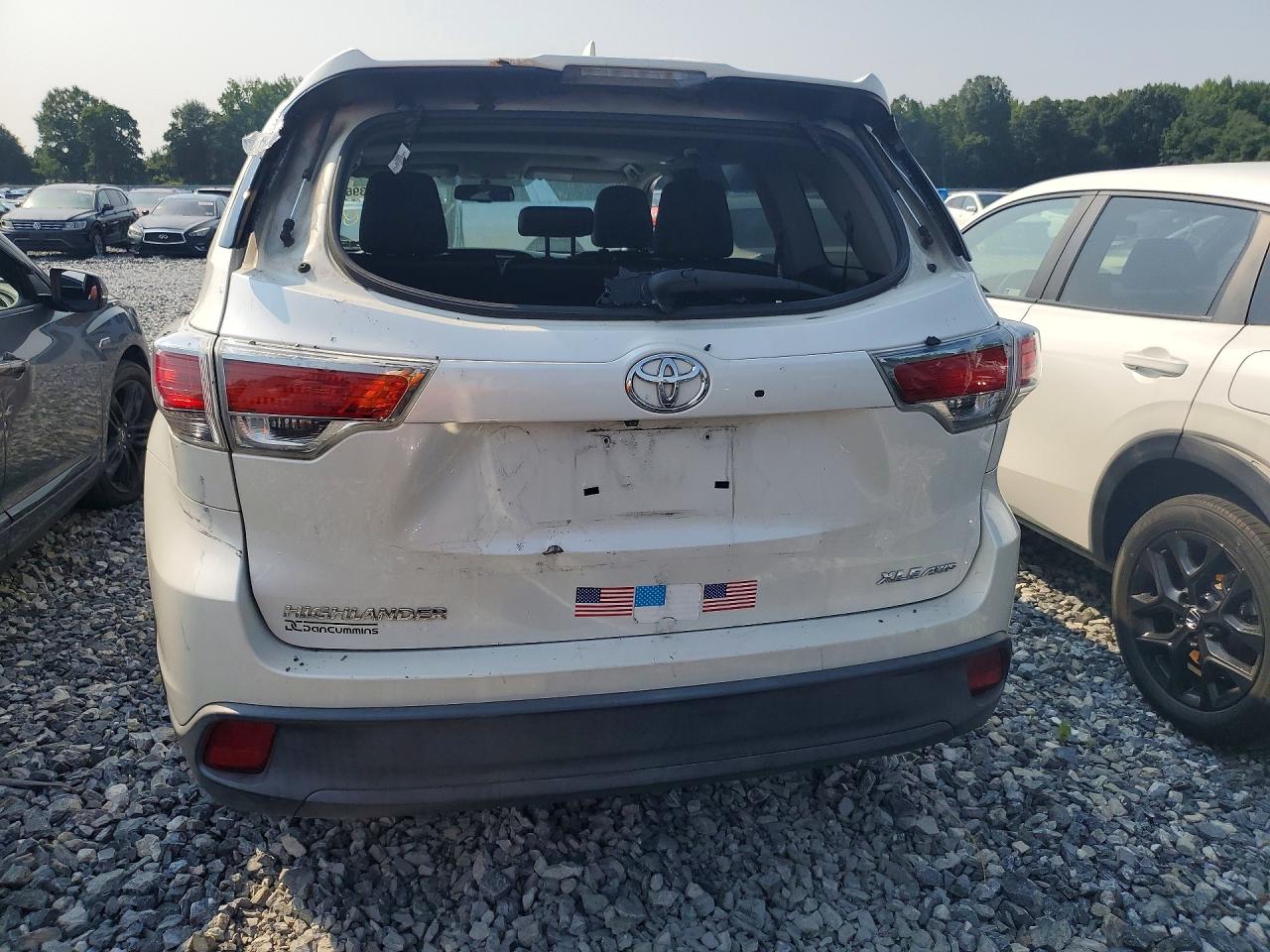 2014 Toyota Highlander Xle White vin: 5TDJKRFHXES029526