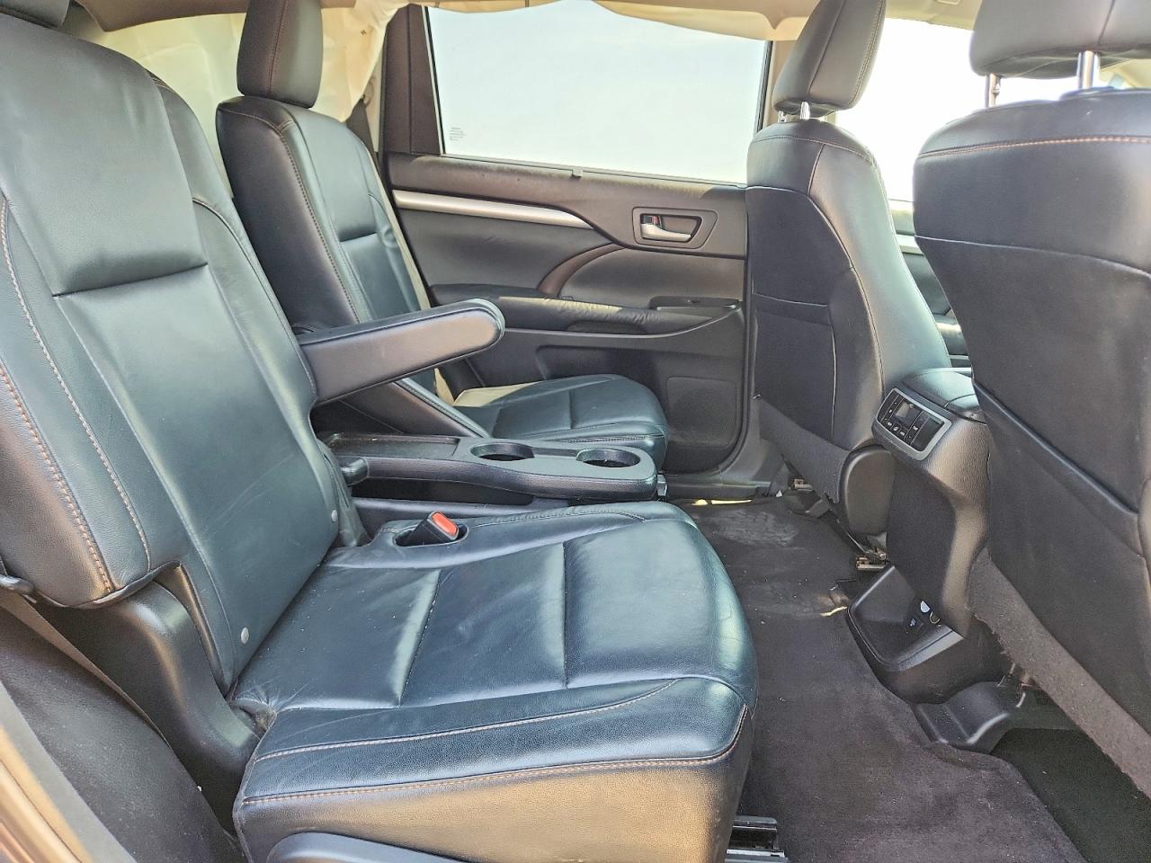 2014 Toyota Highlander Xle Серый vin: 5TDJKRFHXES063546