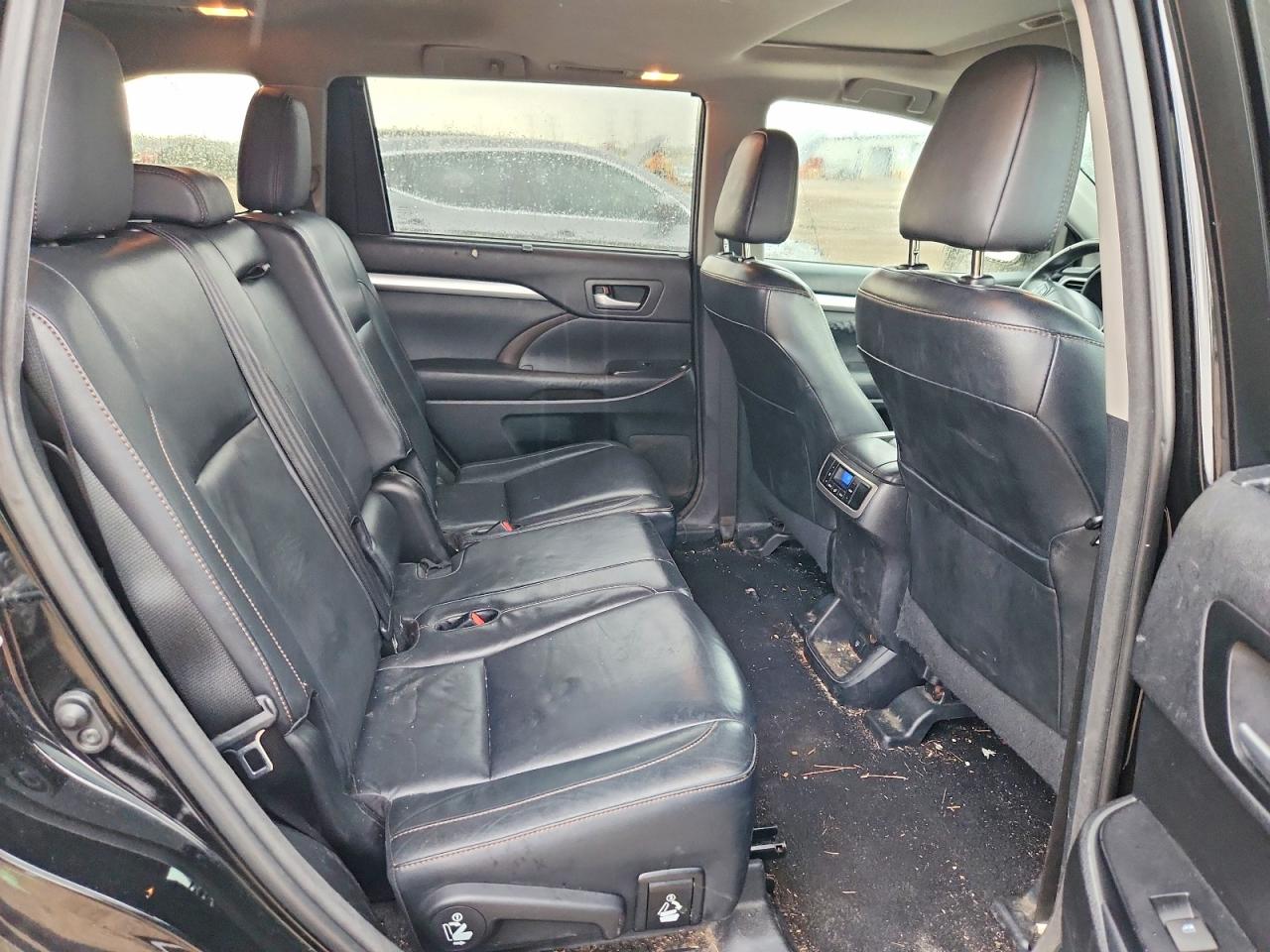 2014 Toyota Highlander Xle Черный vin: 5TDJKRFHXES071033