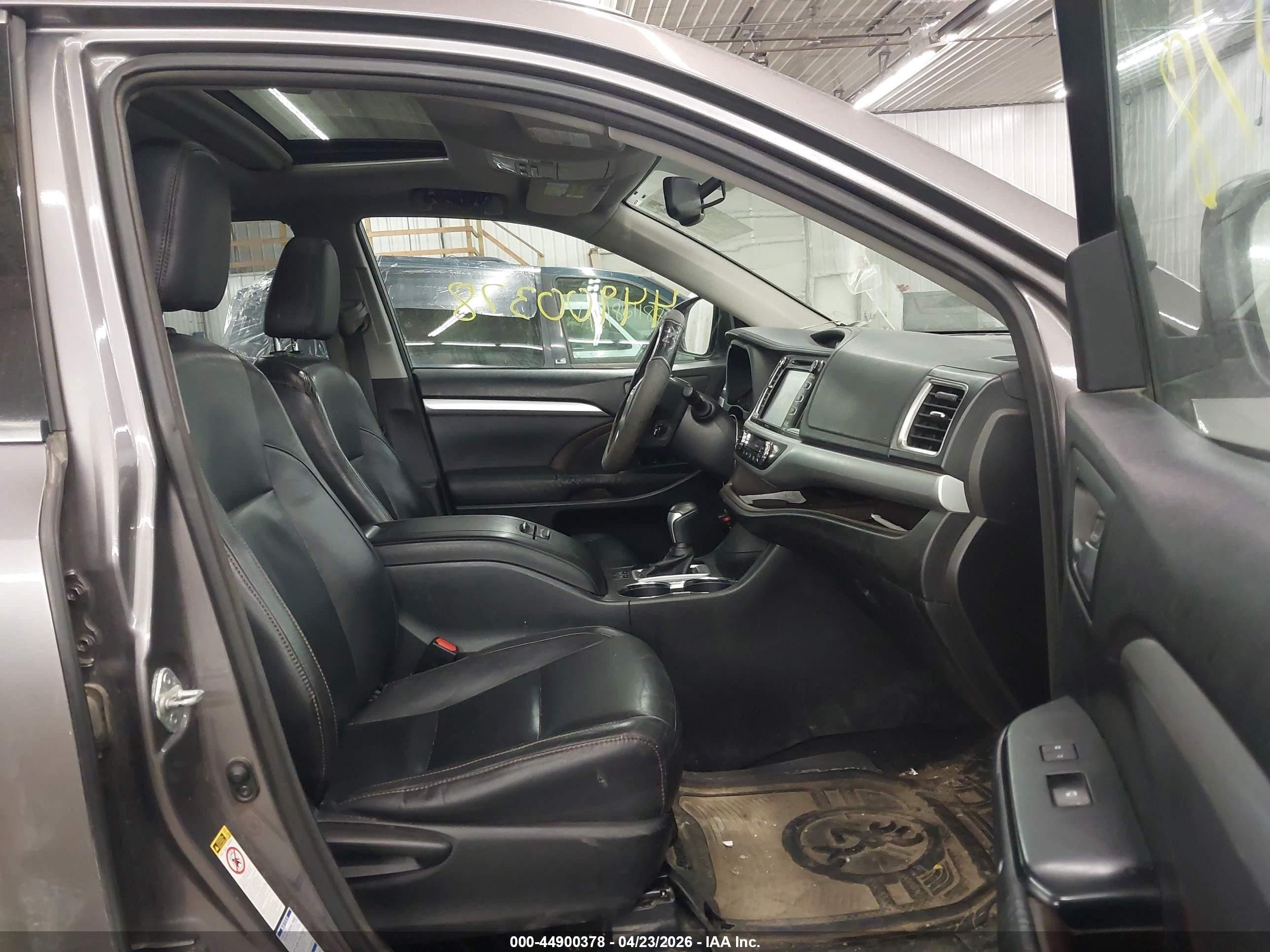 2015 Toyota Highlander Xle V6 Gray vin: 5TDJKRFHXFS085287