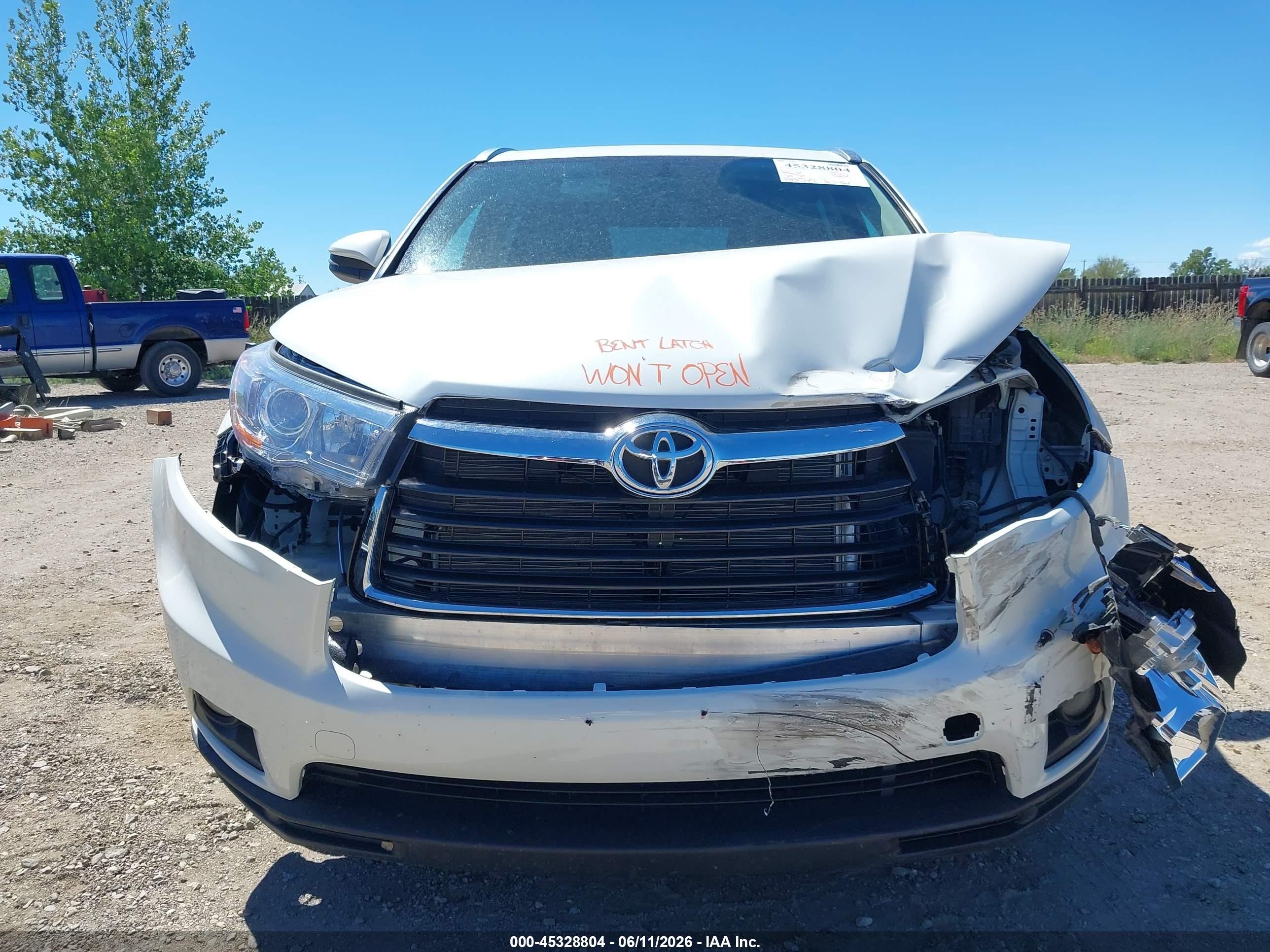 2015 Toyota Highlander Xle V6 White vin: 5TDJKRFHXFS094295
