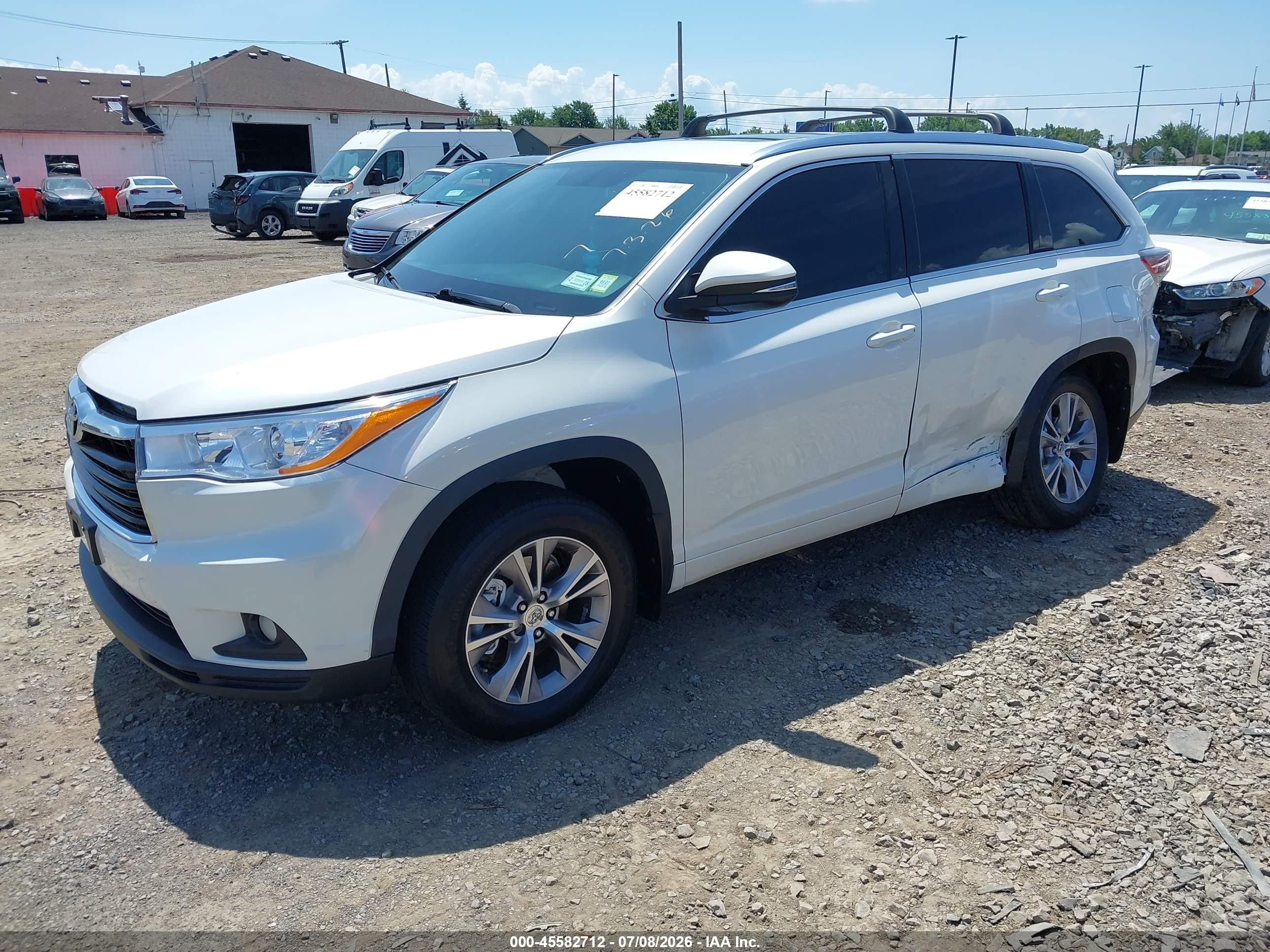 2015 Toyota Highlander Xle V6 White vin: 5TDJKRFHXFS094877