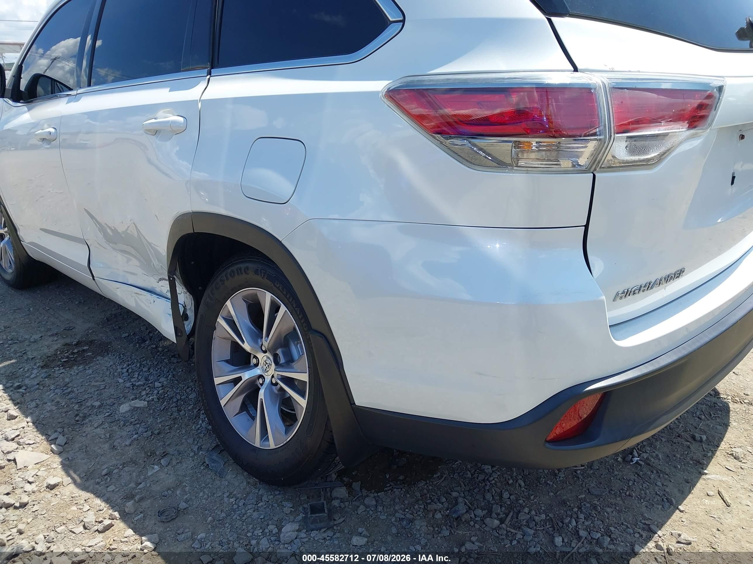 2015 Toyota Highlander Xle V6 White vin: 5TDJKRFHXFS094877