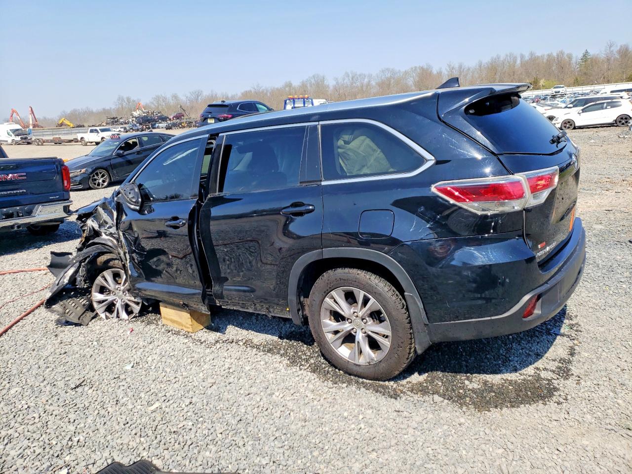 2015 Toyota Highlander Xle Черный vin: 5TDJKRFHXFS124167