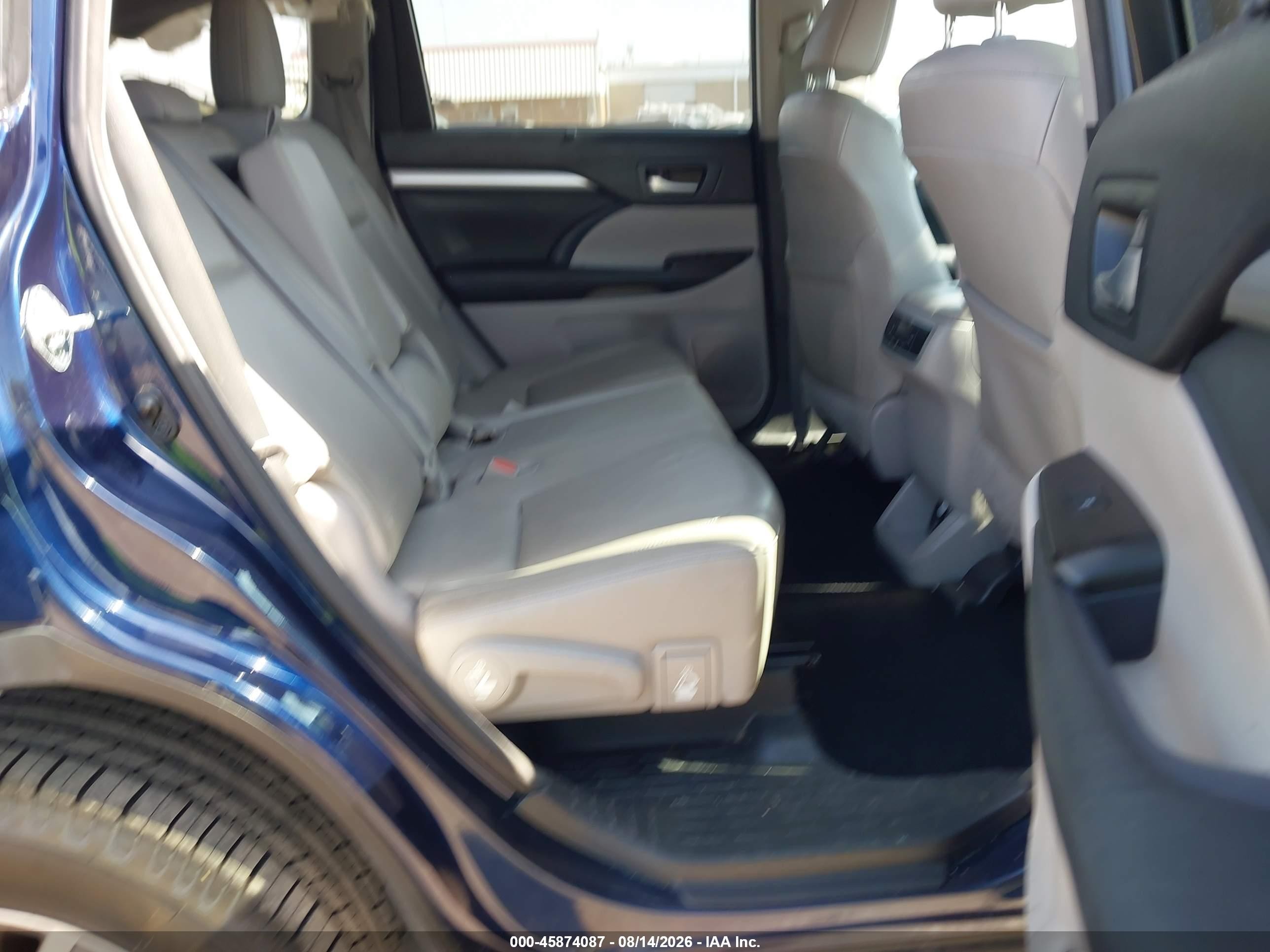 2015 Toyota Highlander Xle V6 Blue vin: 5TDJKRFHXFS129756