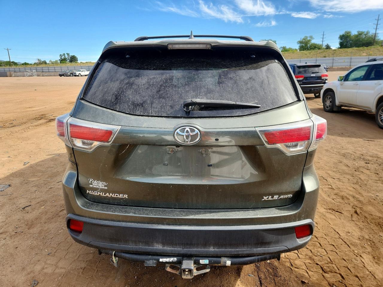 2015 Toyota Highlander Xle Зеленый vin: 5TDJKRFHXFS152079