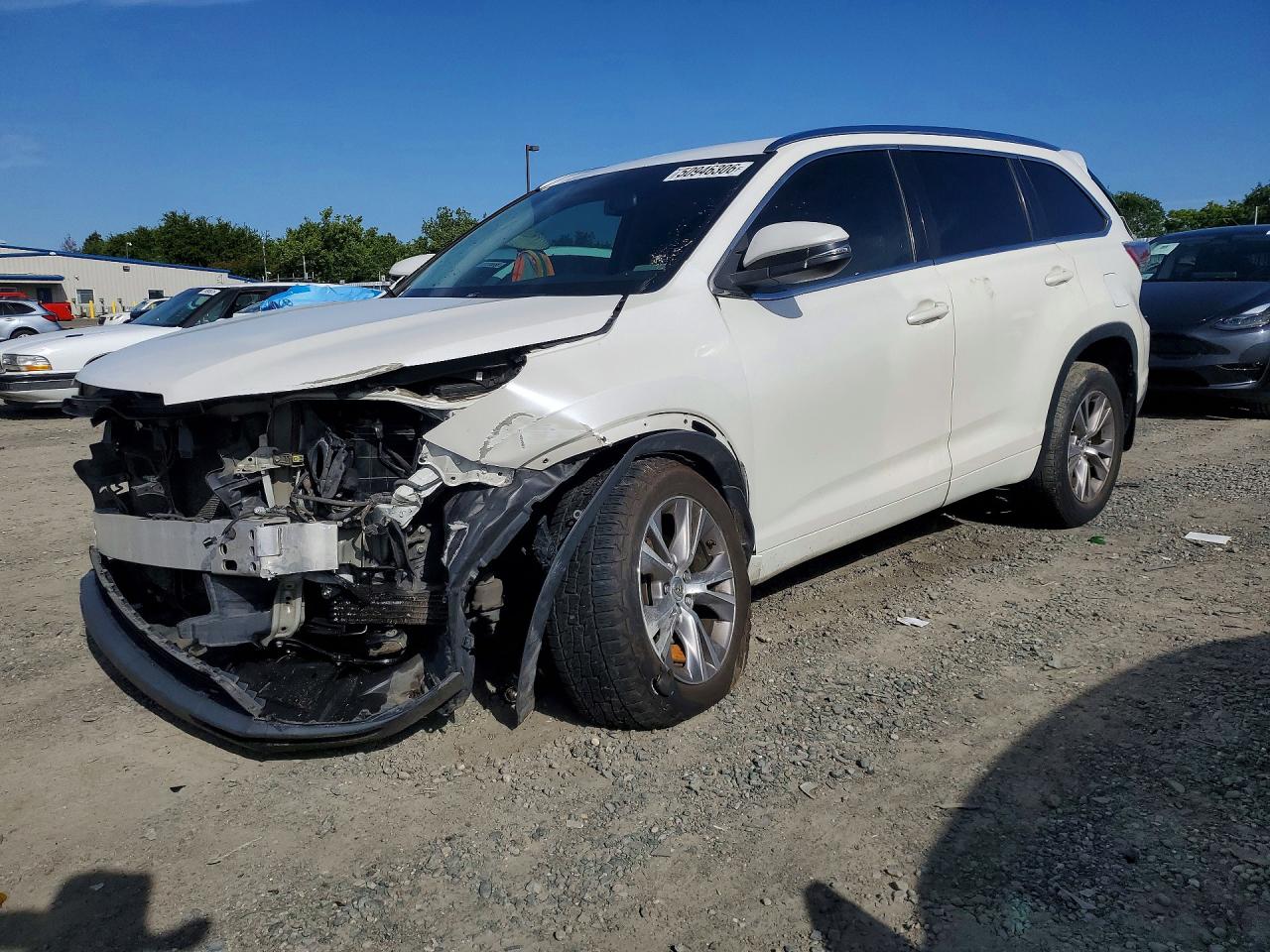 2015 Toyota Highlander Xle White vin: 5TDJKRFHXFS188497