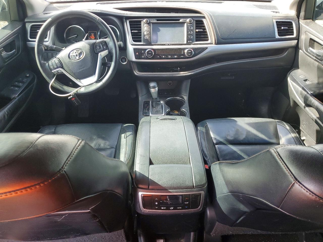 2015 Toyota Highlander Xle White vin: 5TDJKRFHXFS188497