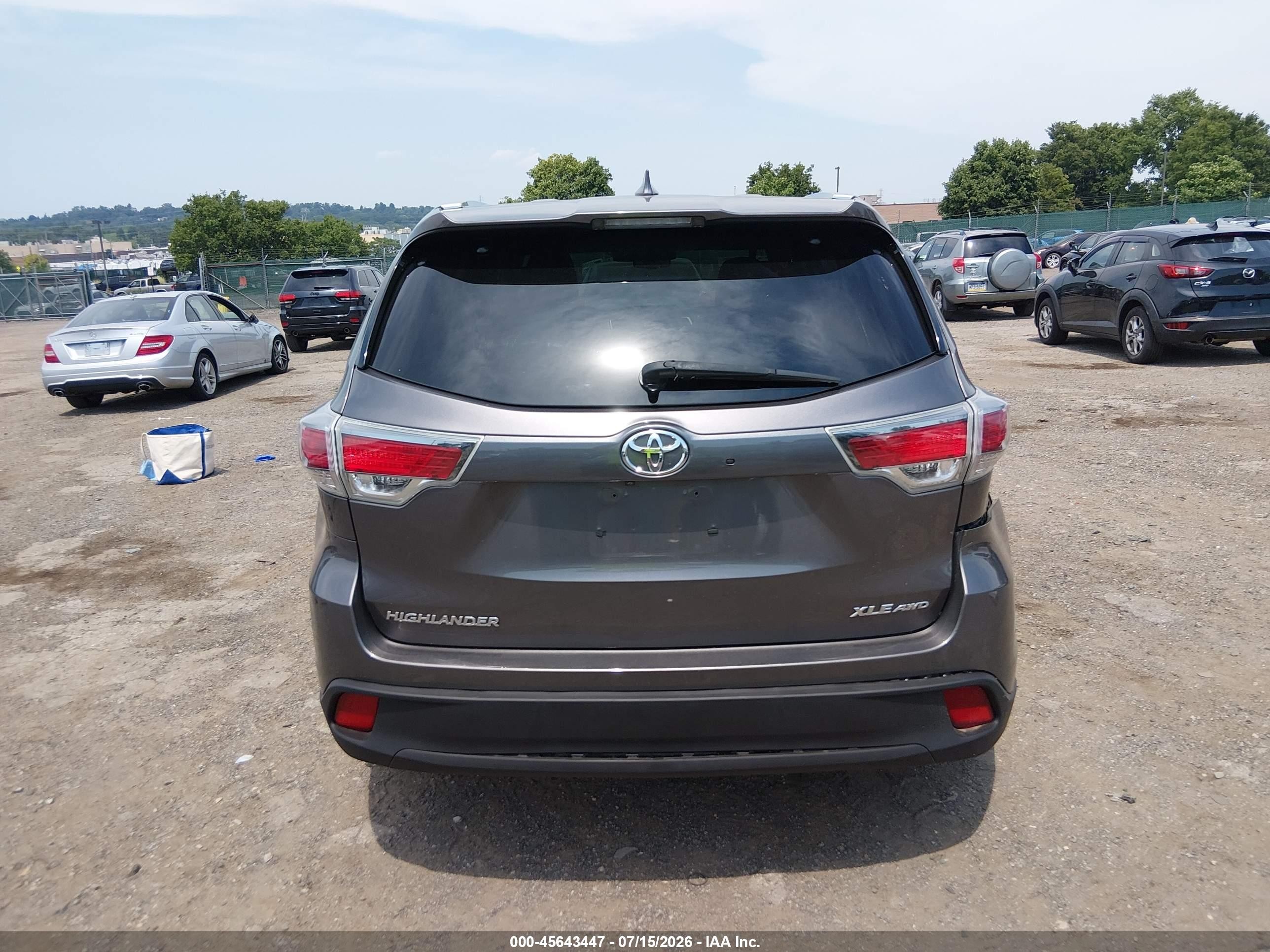 2015 Toyota Highlander Xle V6 Серый vin: 5TDJKRFHXFS190167