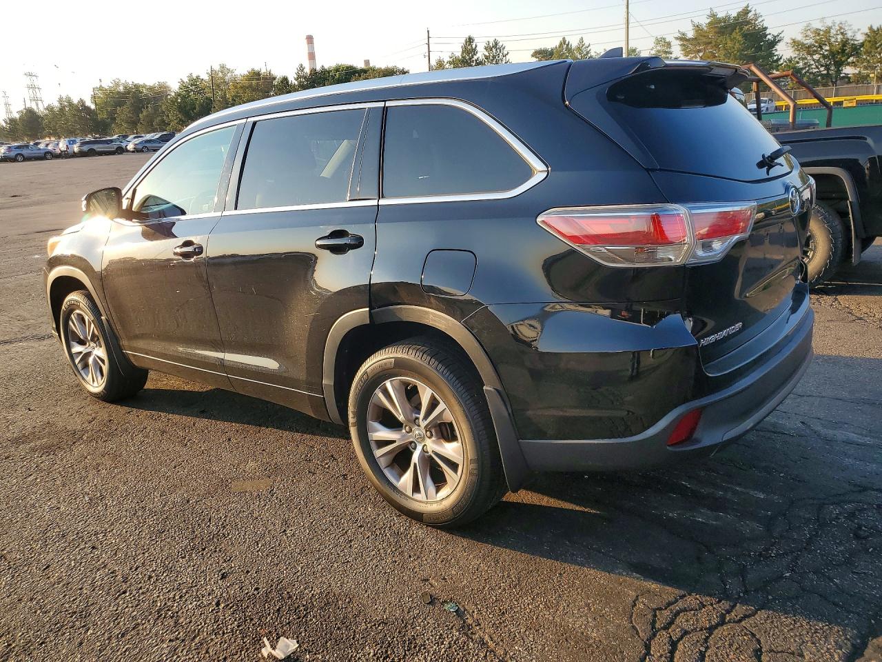 2015 Toyota Highlander Xle Black vin: 5TDJKRFHXFS207470