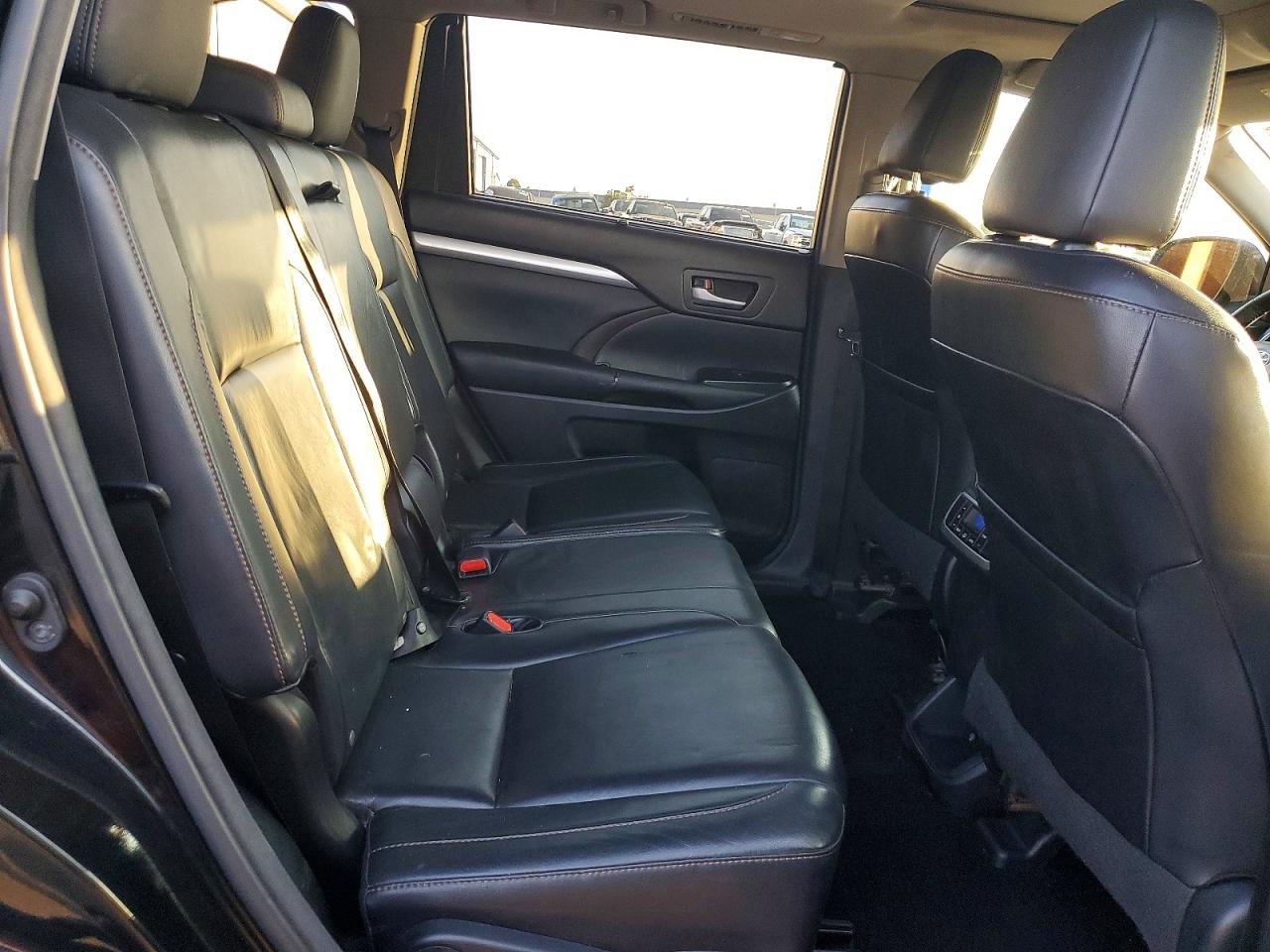 2015 Toyota Highlander Xle Black vin: 5TDJKRFHXFS207470