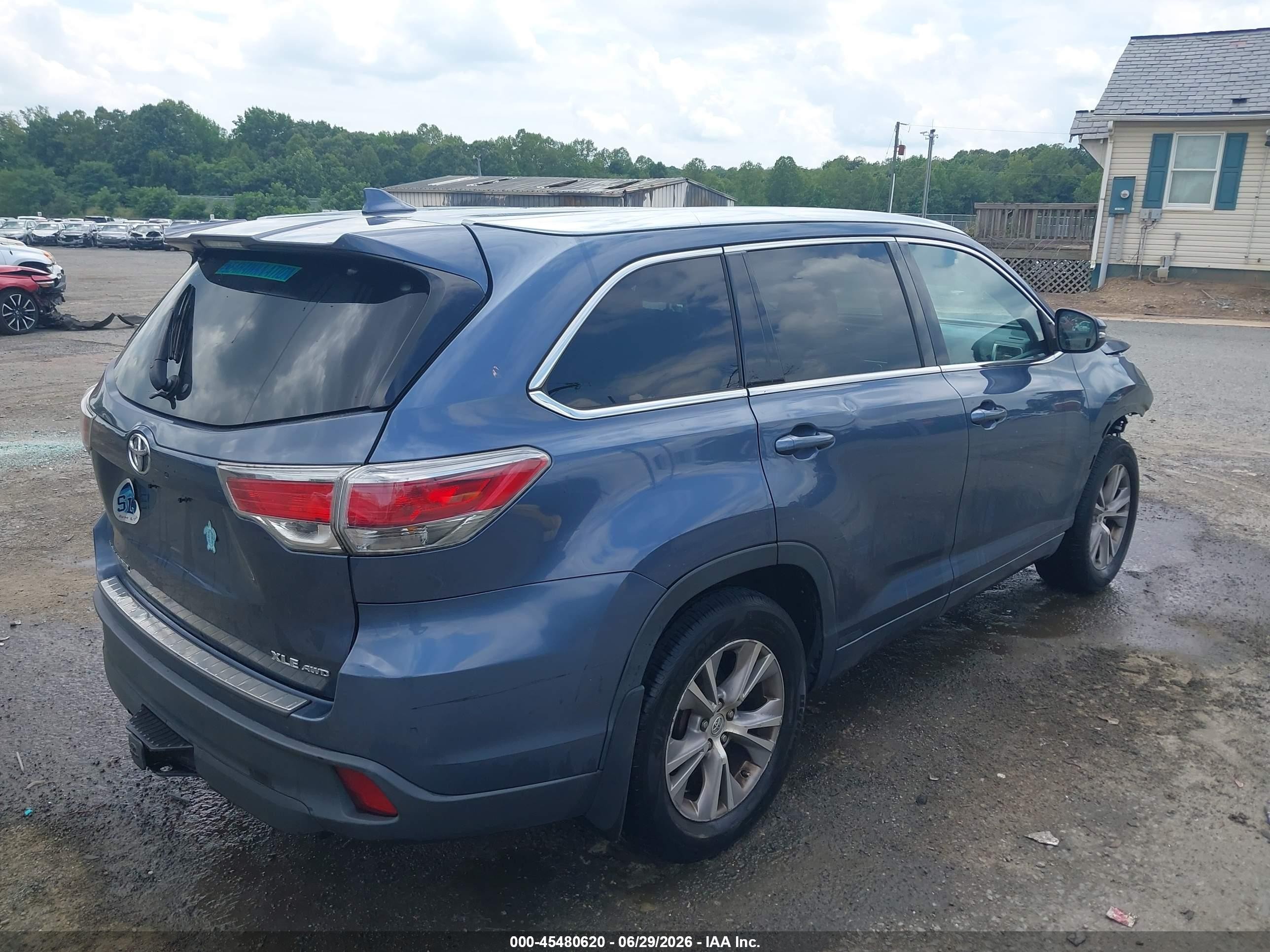 2015 Toyota Highlander Xle V6 Light Blue vin: 5TDJKRFHXFS210756