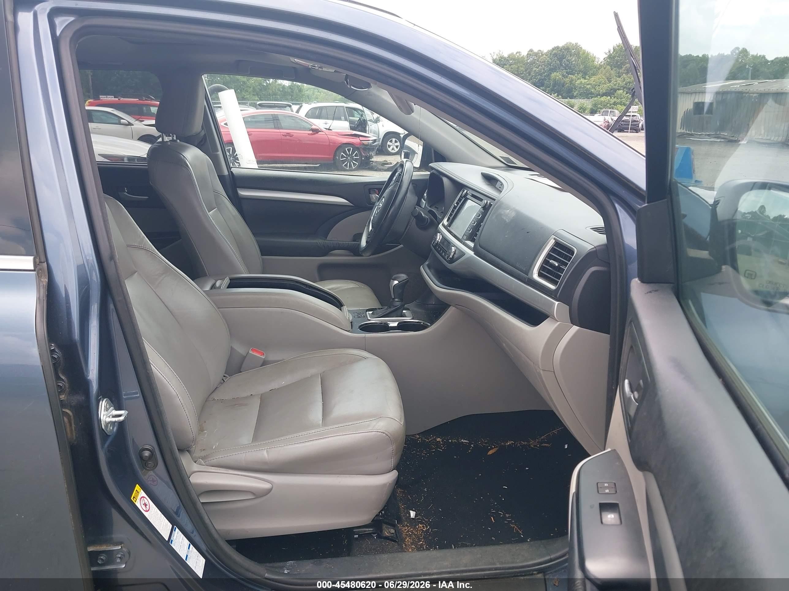2015 Toyota Highlander Xle V6 Light Blue vin: 5TDJKRFHXFS210756