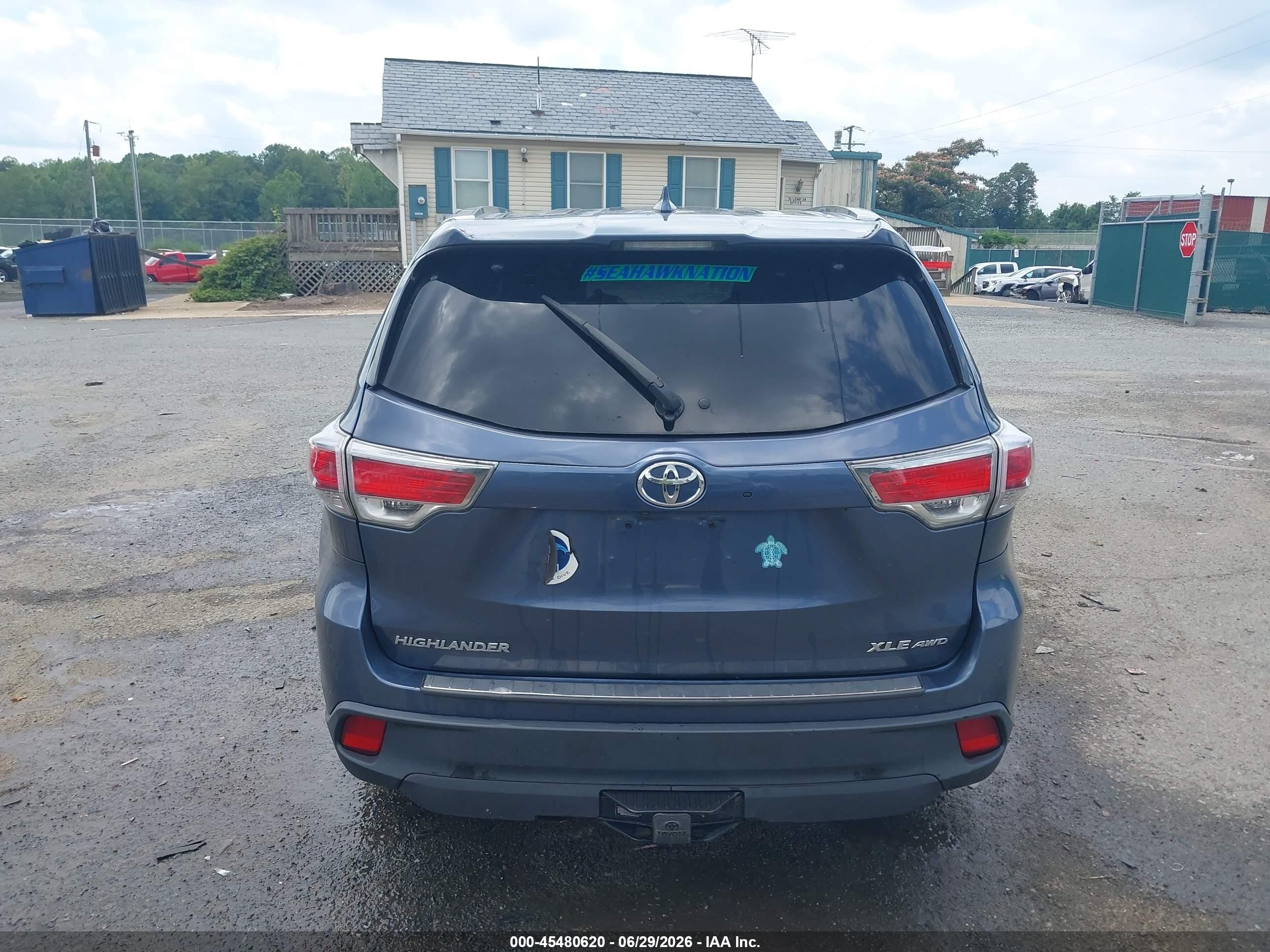 2015 Toyota Highlander Xle V6 Light Blue vin: 5TDJKRFHXFS210756