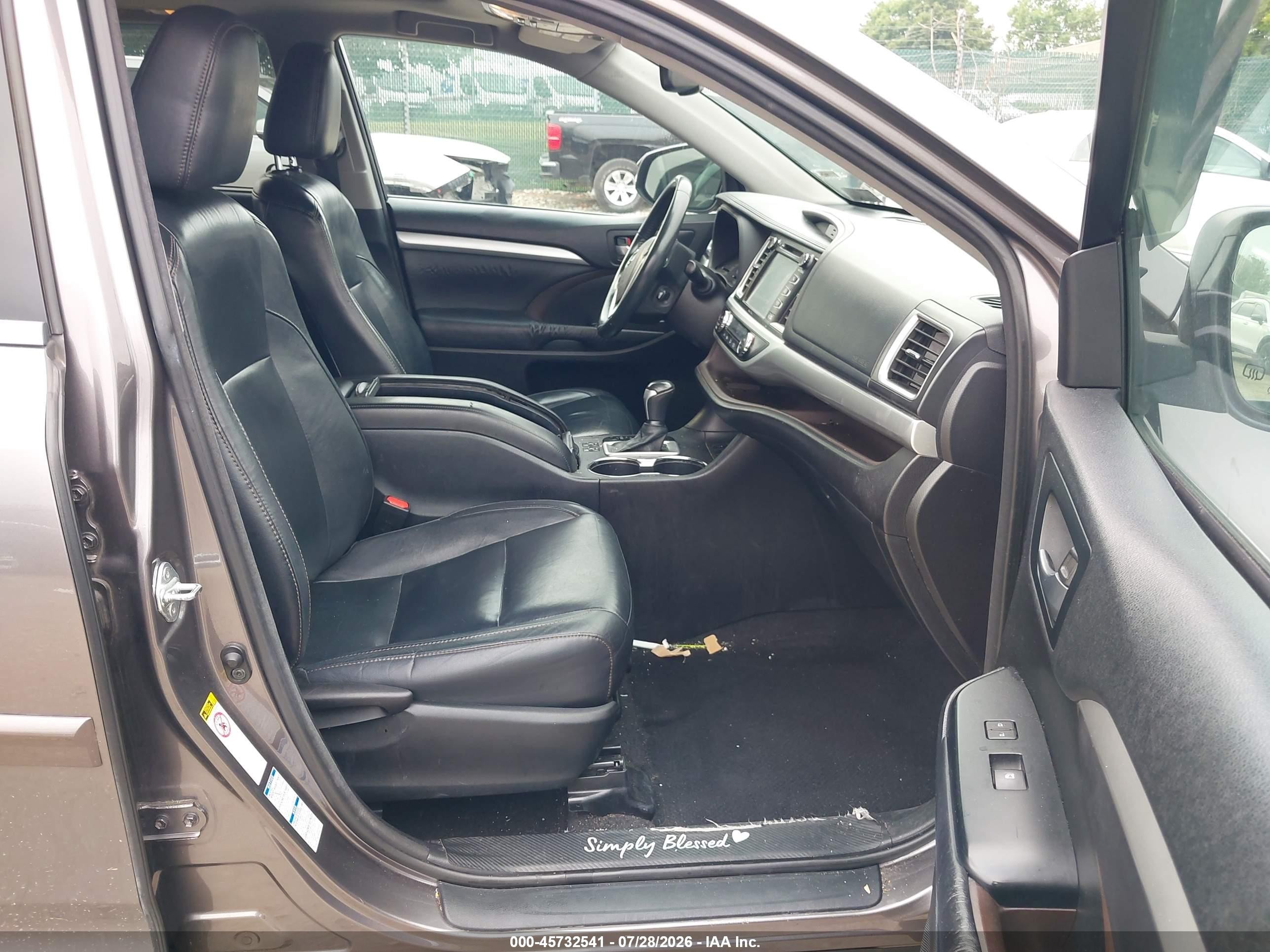 2015 Toyota Highlander Xle V6 Gray vin: 5TDJKRFHXFS216427