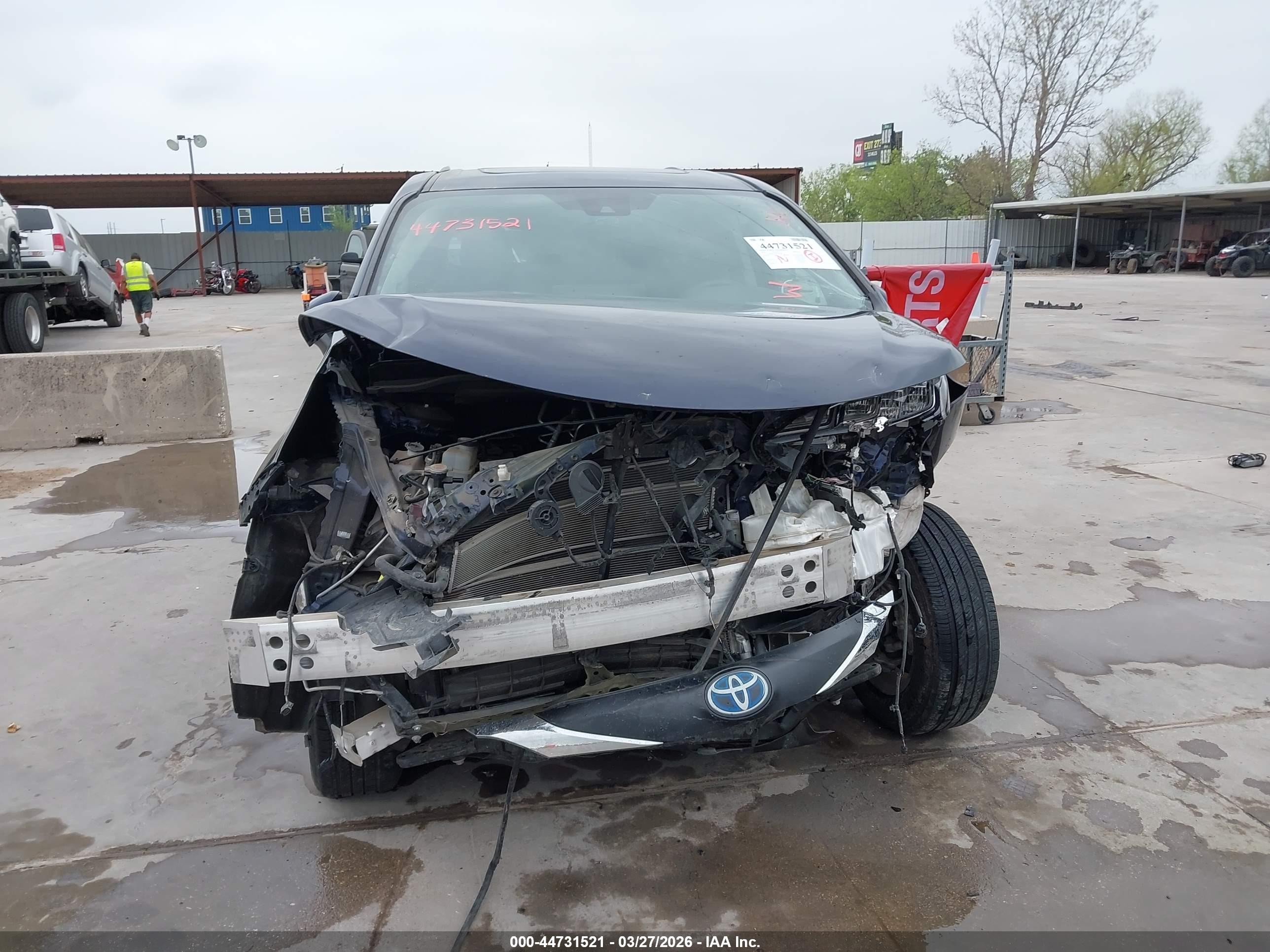 2021 Toyota Sienna Xle Blue vin: 5TDJRKEC5MS044538