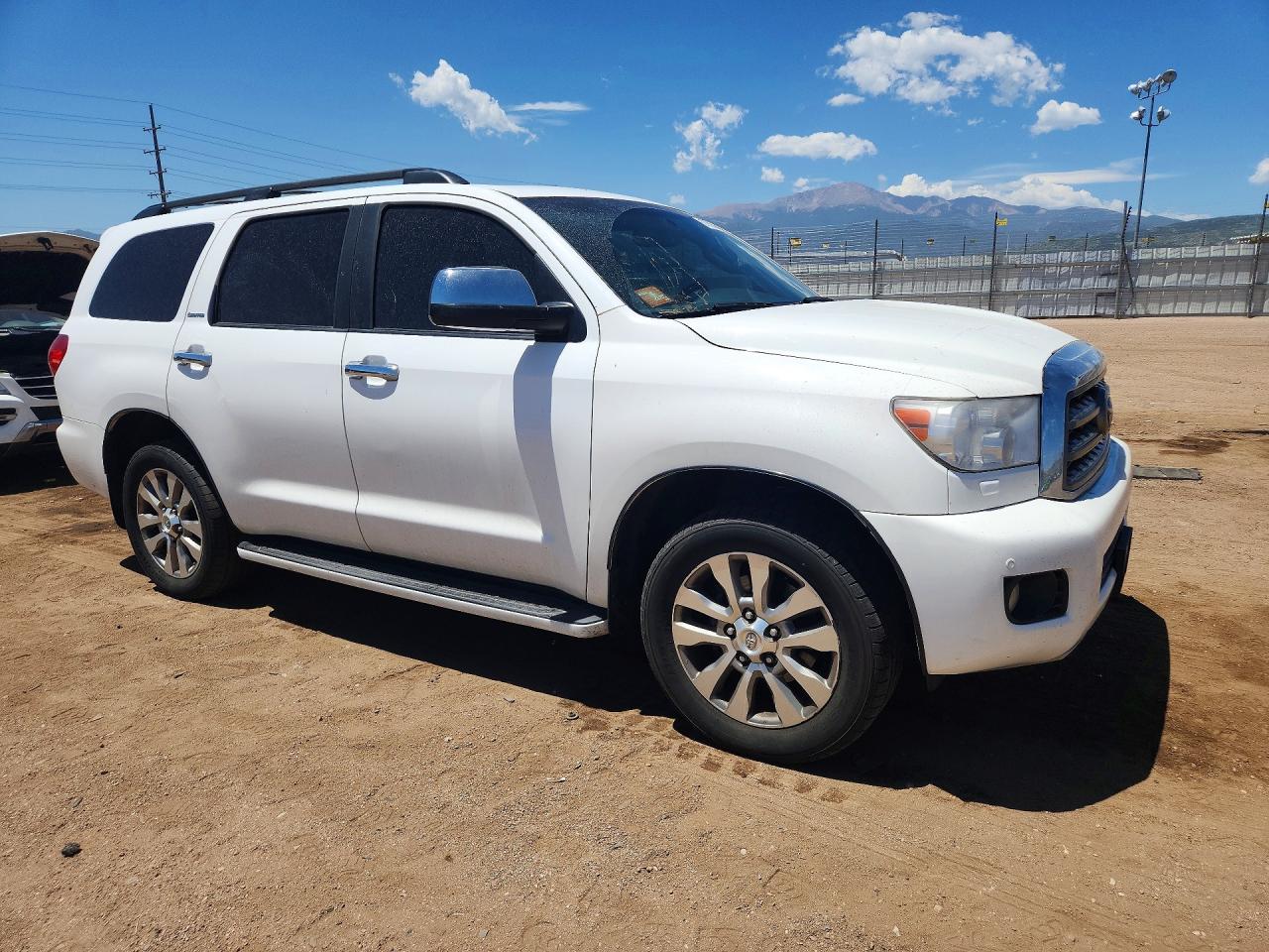 2010 Toyota Sequoia Limited White vin: 5TDJW5G14AS025187