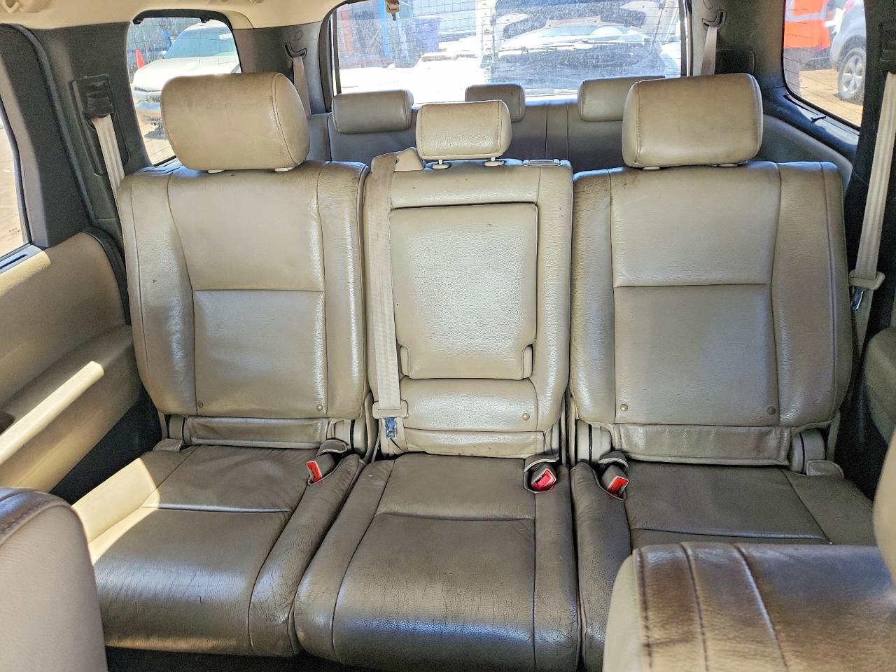 2010 Toyota Sequoia Limited White vin: 5TDJW5G14AS025187