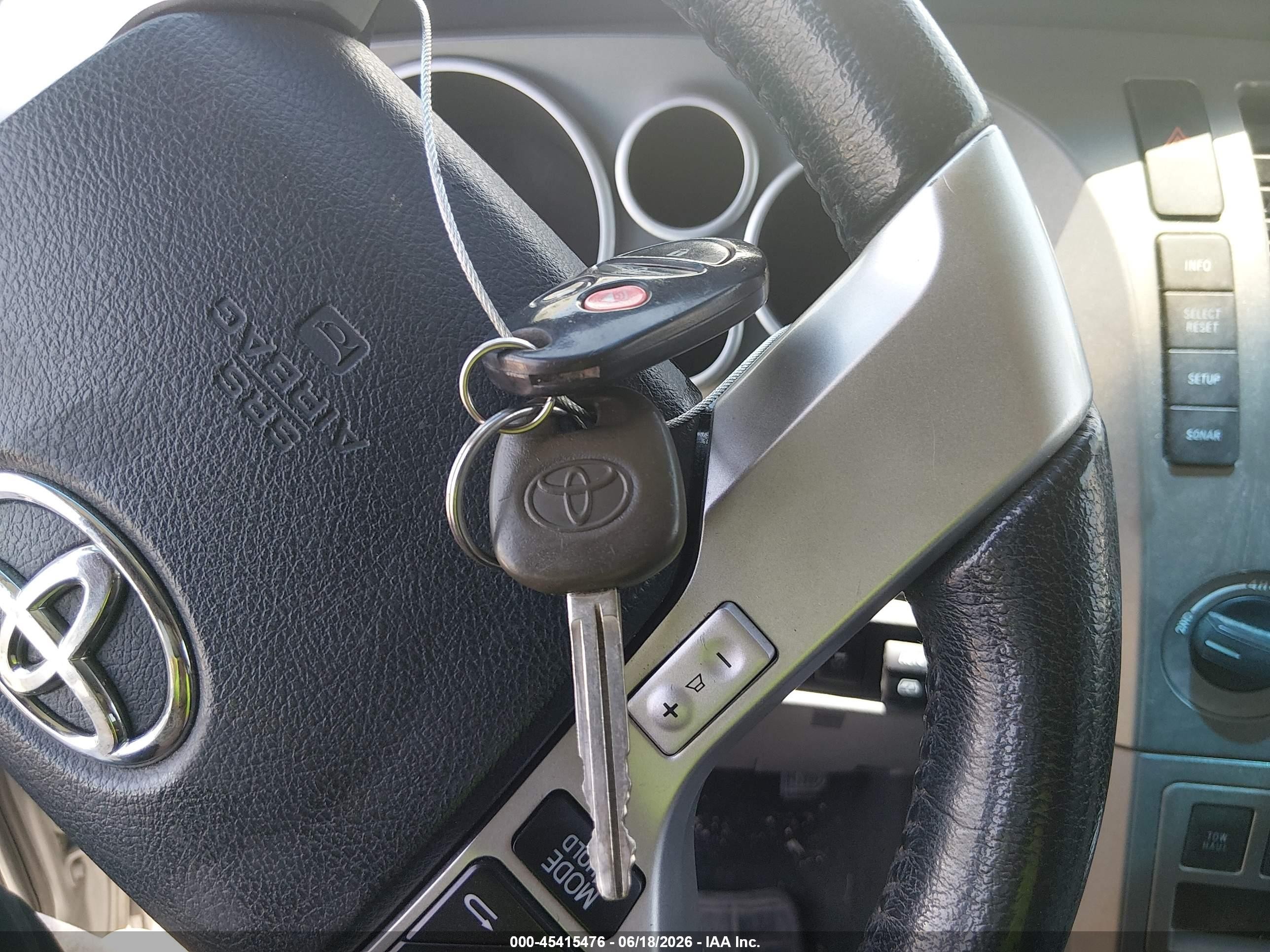 2014 Toyota Sequoia Limited 5.7l V8 Silver vin: 5TDJW5G16ES098566