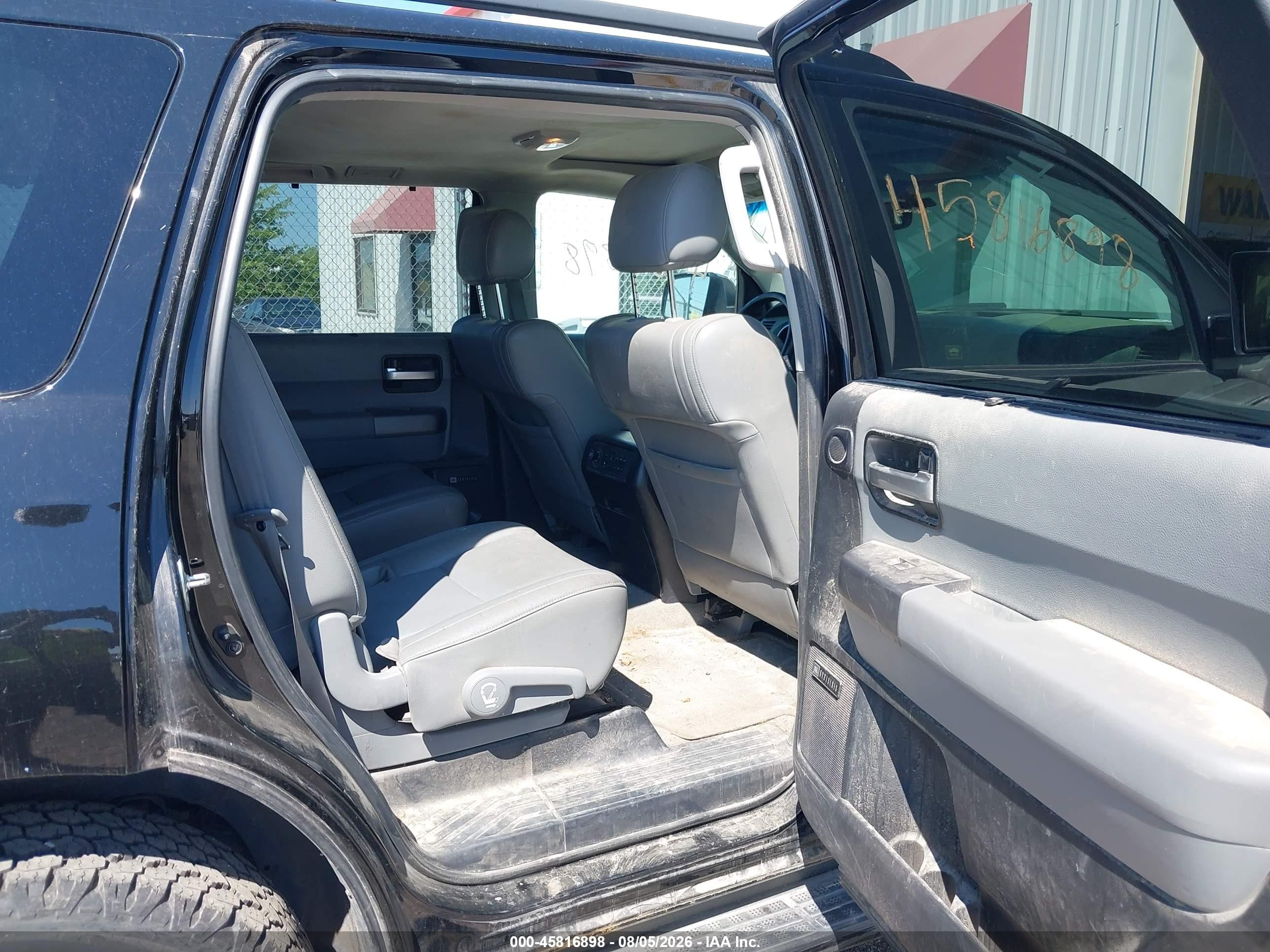 2010 Toyota Sequoia Limited 5.7l V8 Black vin: 5TDJW5G18AS032269