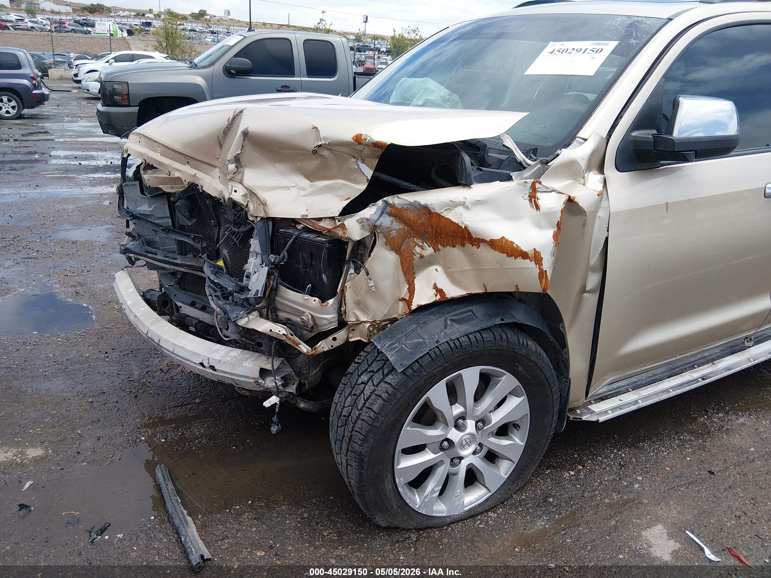 2013 Toyota Sequoia Limited 5.7l V8 Gold vin: 5TDJW5G1XDS078254