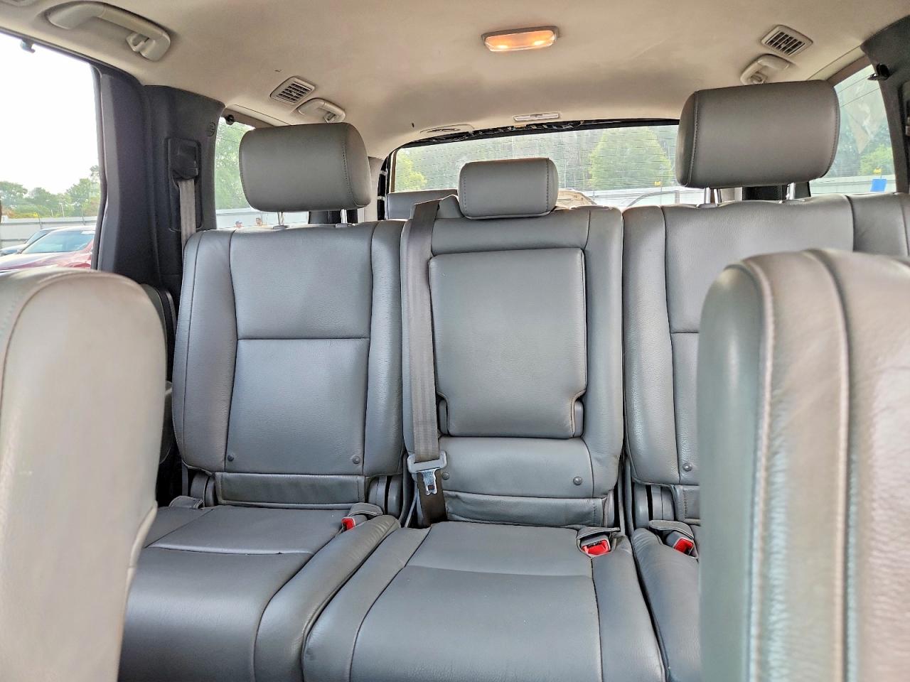 2010 Toyota Sequoia Limited Серый vin: 5TDJY5G10AS036777