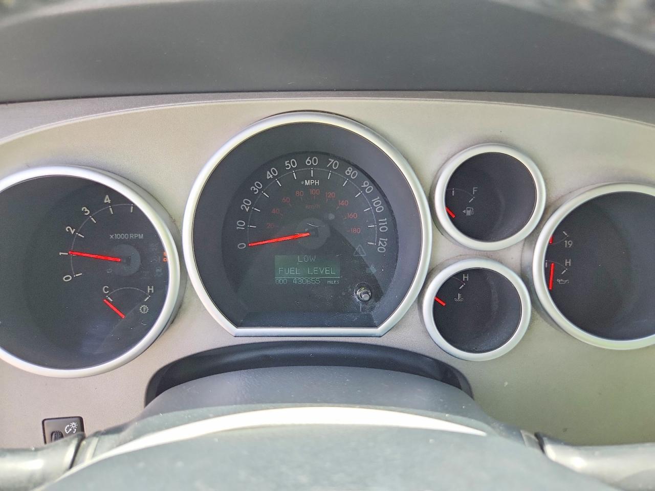 2011 Toyota Sequoia Limited Серый vin: 5TDJY5G10BS040474