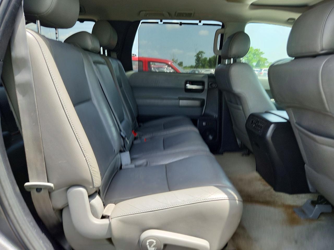 2011 Toyota Sequoia Limited Серый vin: 5TDJY5G10BS040474