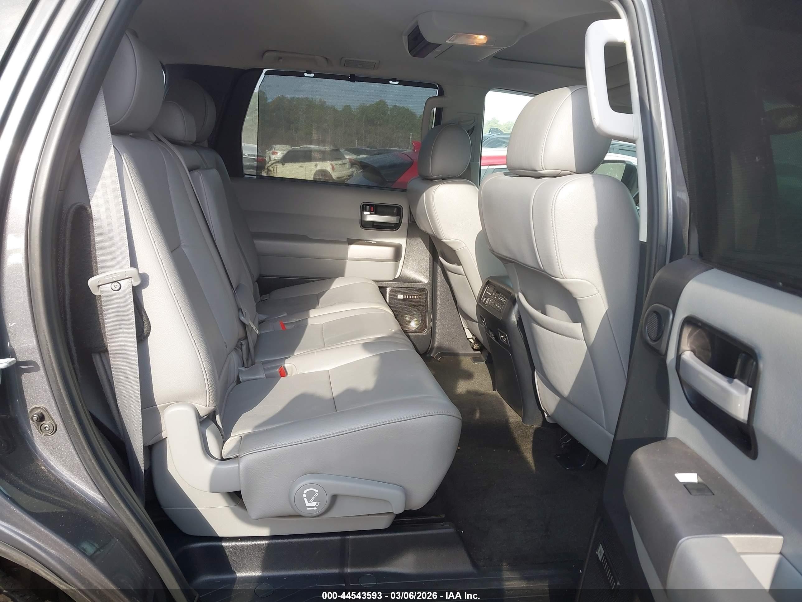2012 Toyota Sequoia Limited 5.7l V8 Gray vin: 5TDJY5G11CS065336