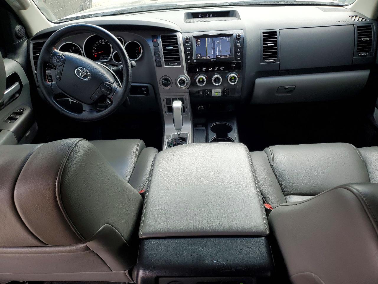 2013 Toyota Sequoia Limited Черный vin: 5TDJY5G11DS079433
