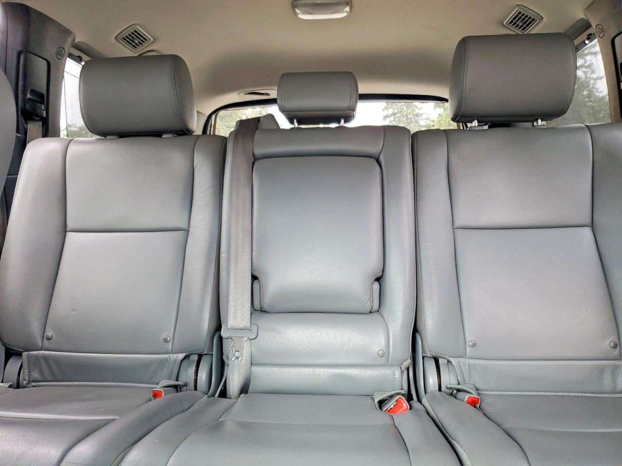 2013 Toyota Sequoia Limited Черный vin: 5TDJY5G11DS079433