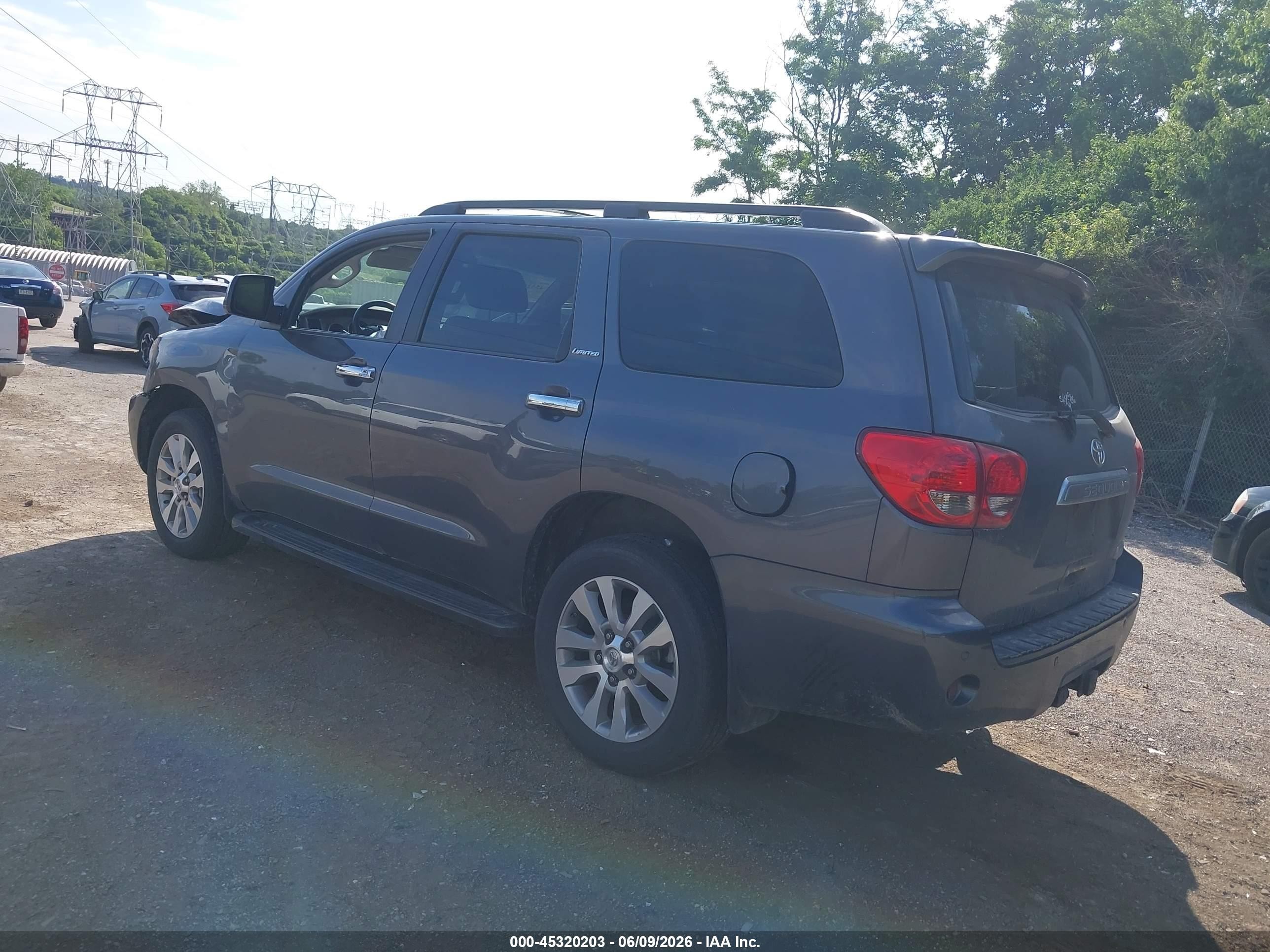 2012 Toyota Sequoia Limited 5.7l V8 Gray vin: 5TDJY5G12CS068312