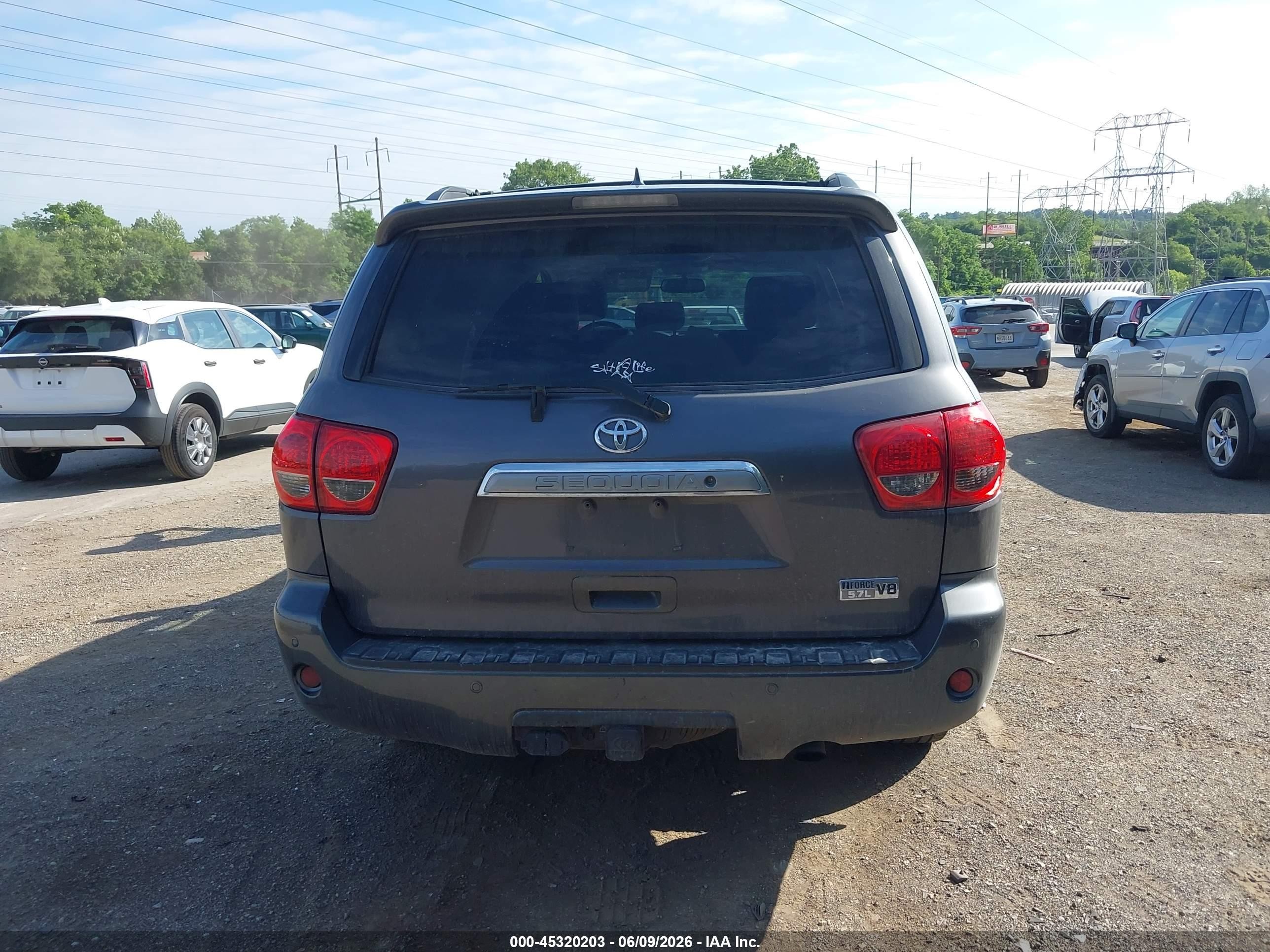 2012 Toyota Sequoia Limited 5.7l V8 Gray vin: 5TDJY5G12CS068312