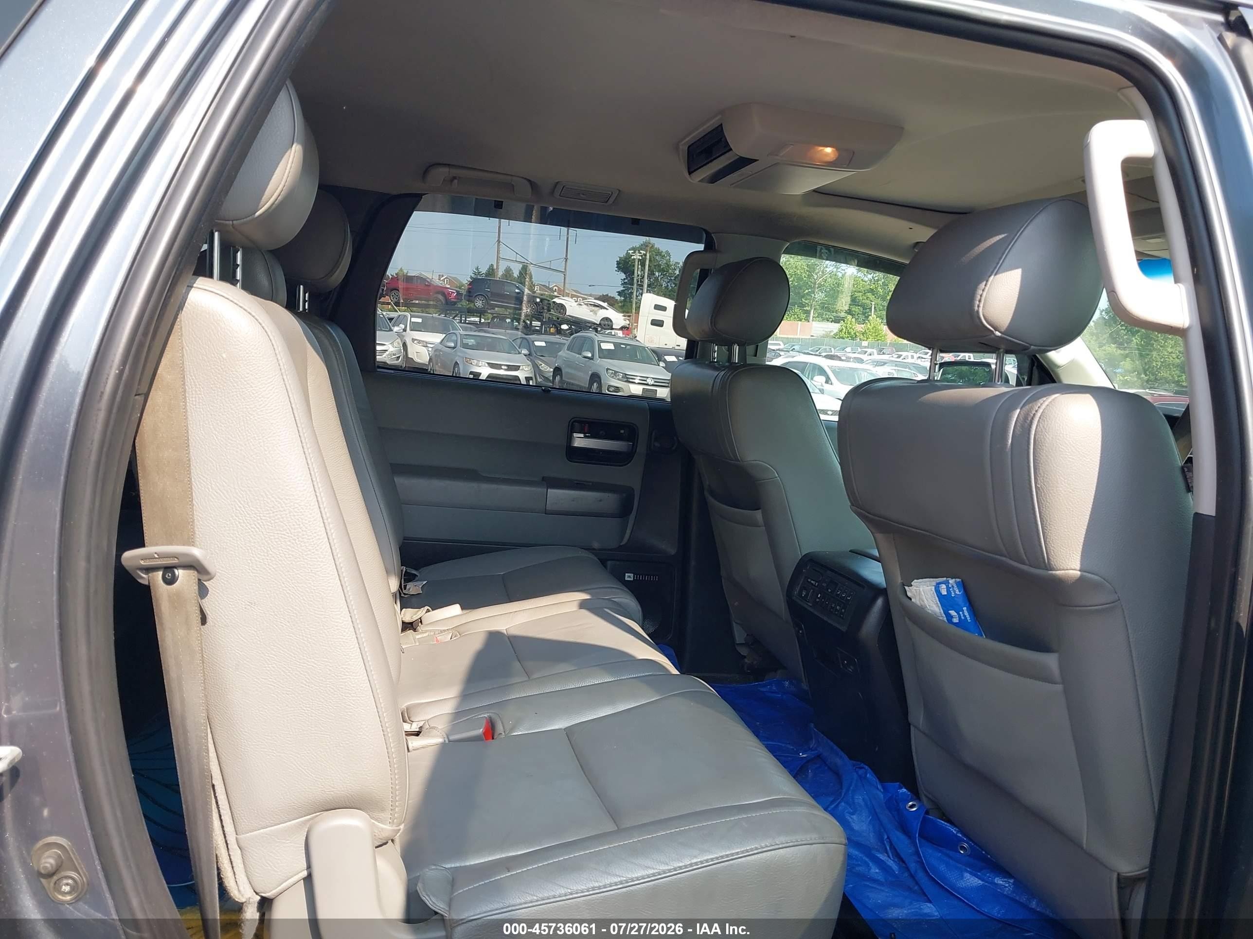 2010 Toyota Sequoia Limited 5.7l V8 Blue vin: 5TDJY5G13AS027877