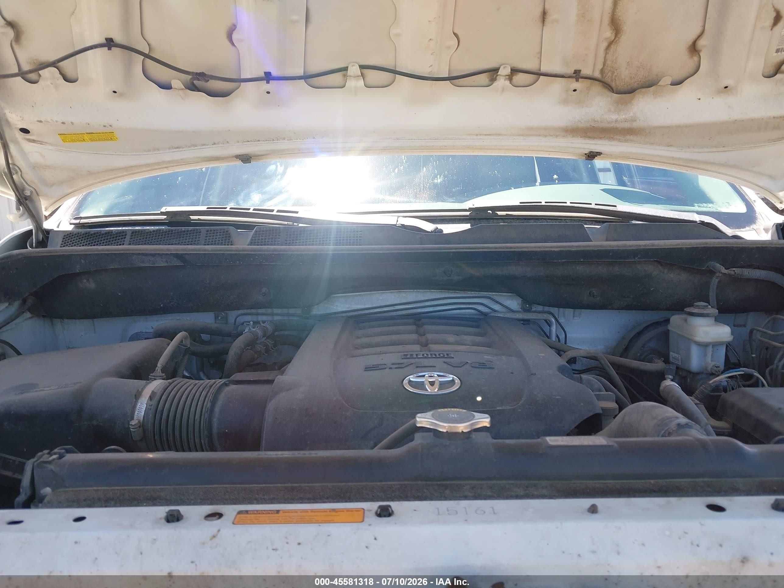 2012 Toyota Sequoia Limited 5.7l V8 Белый vin: 5TDJY5G17CS066281