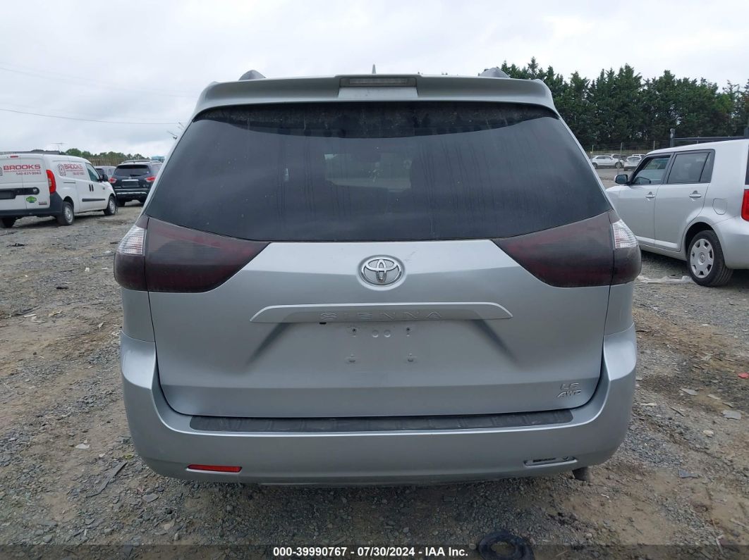 2020 Toyota Sienna Le Silver vin: 5TDJZ3DC1LS251112